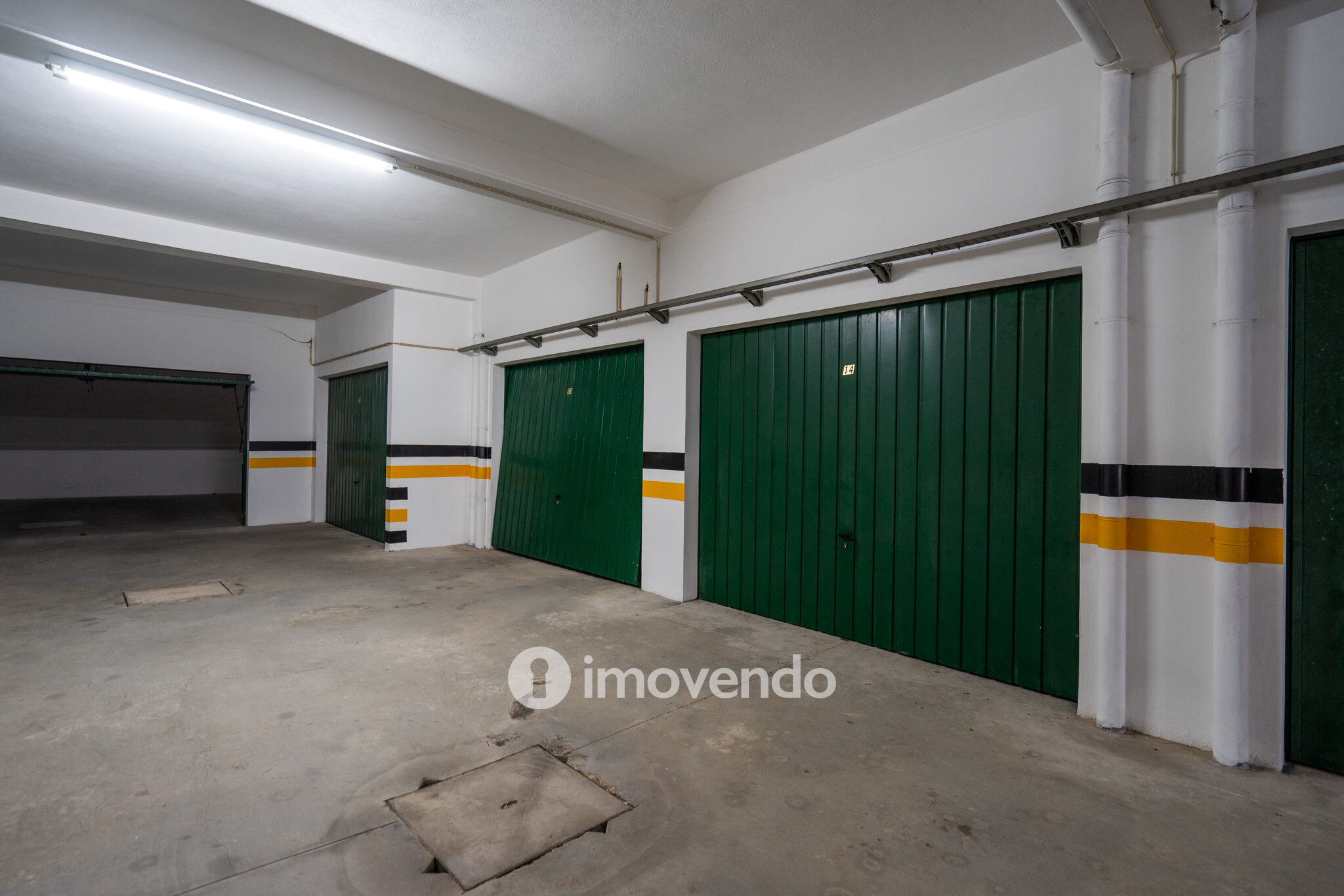 Apartamento T2, num condomínio com piscina, em São Martinho do Porto