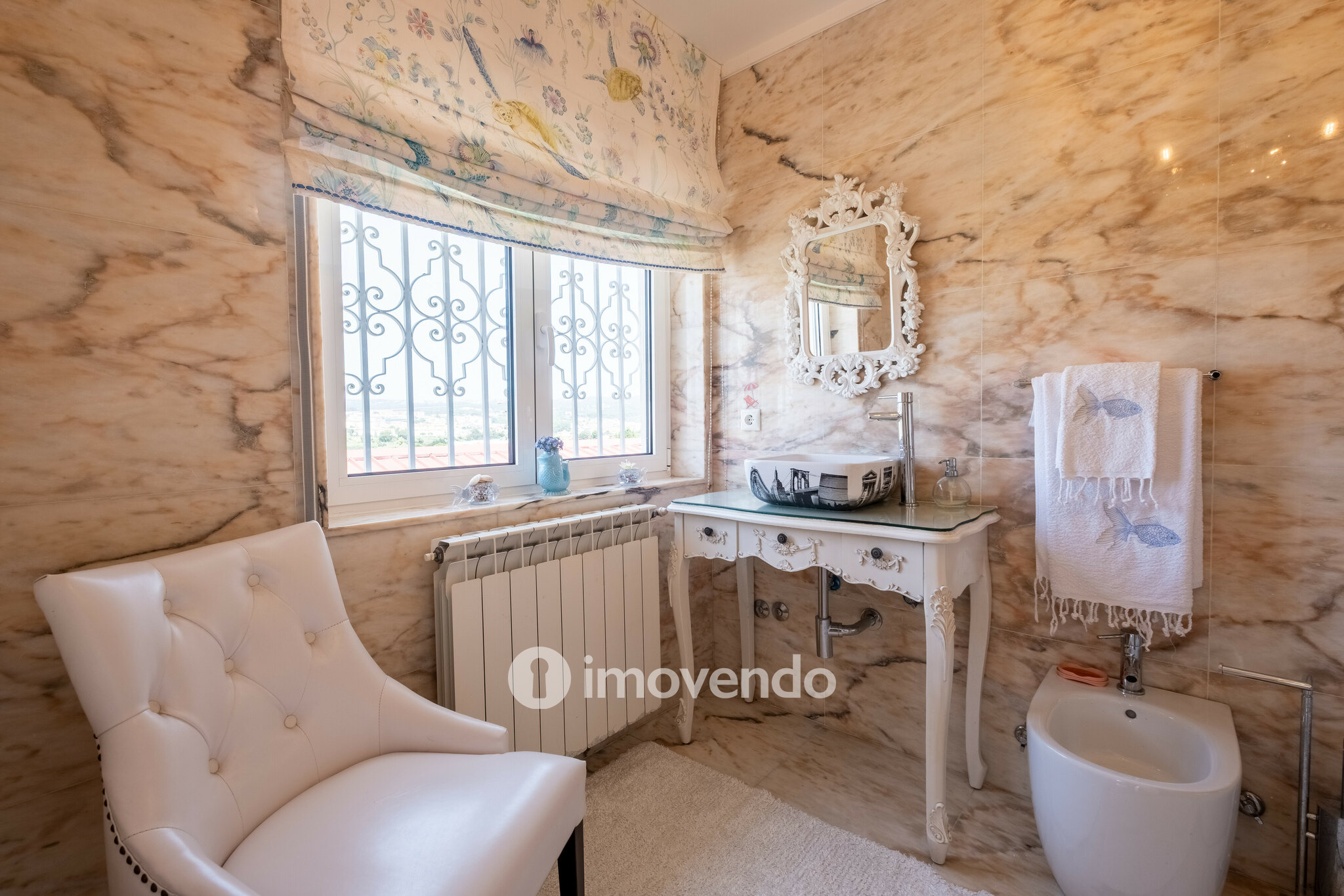 Moradia T6+1, a 1 km da Praia, mobilada e equipada, na Figueira da Foz