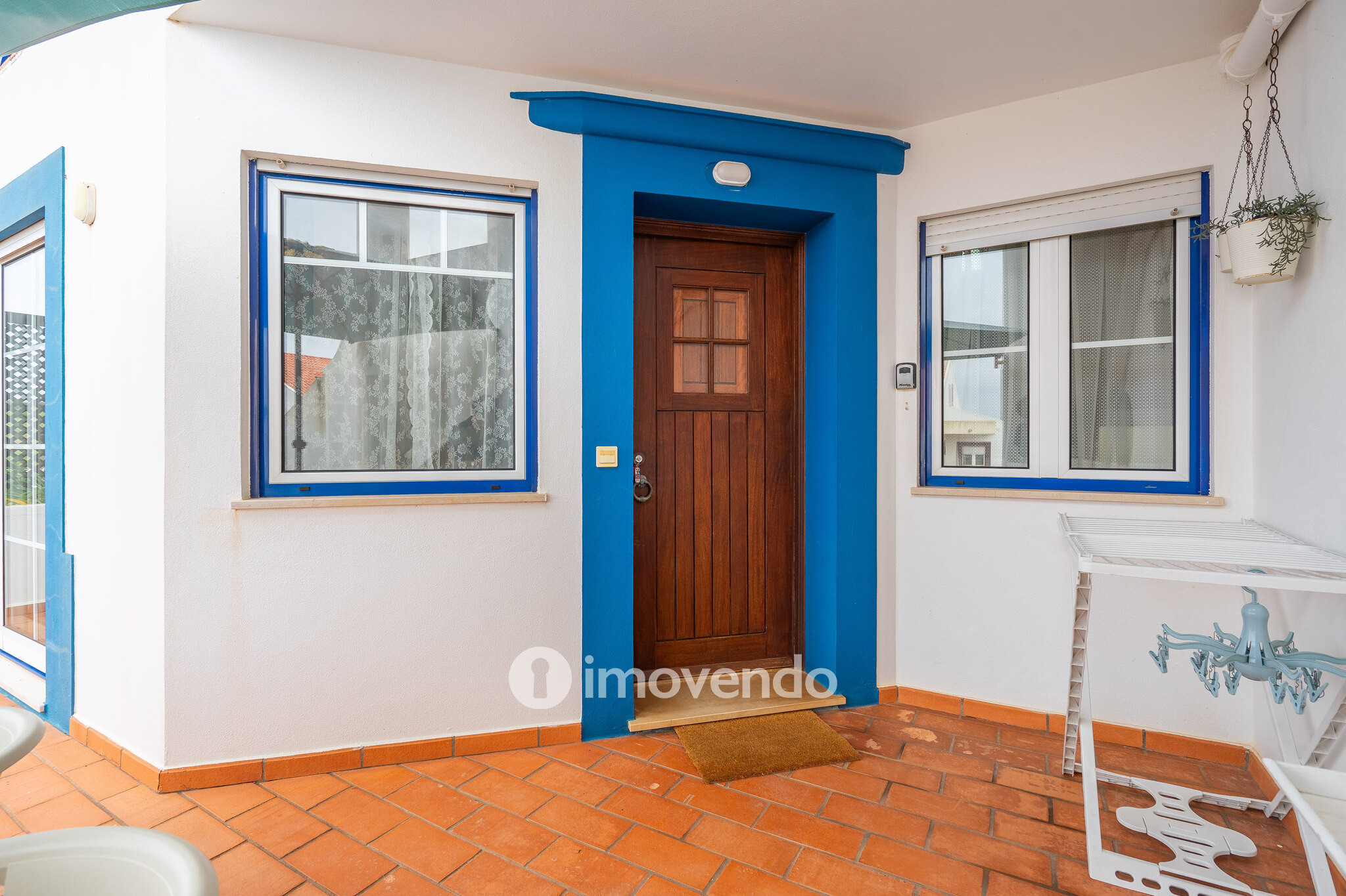 Apartamento T2, num condomínio com piscina, em São Martinho do Porto