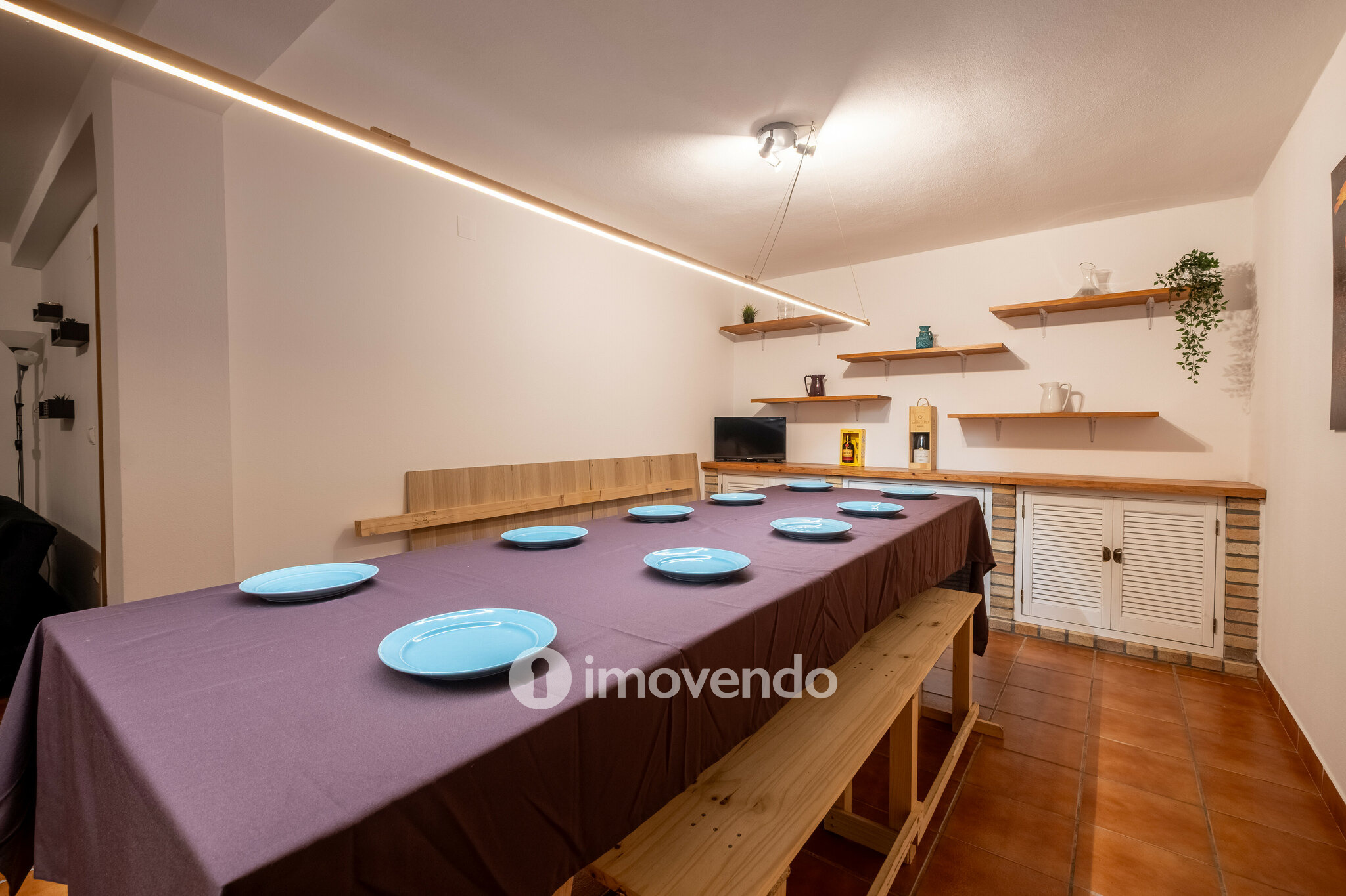 Moradia T3 mobilada e equipada, com garagem e jardim, na Mealhada