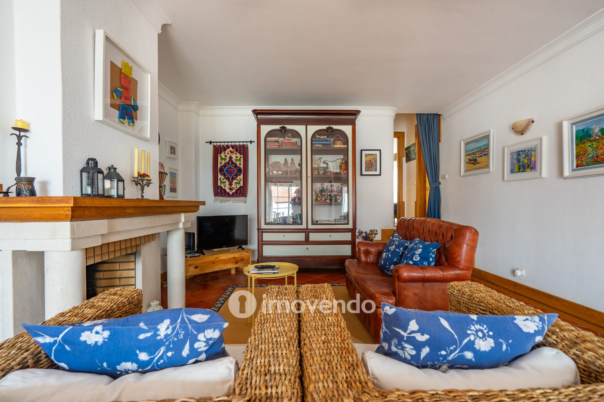 Apartamento T2, num condomínio com piscina, em São Martinho do Porto