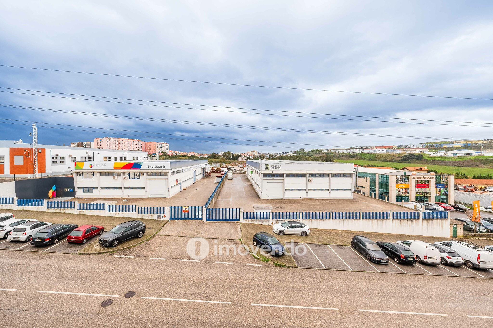 Apartamento T3 exclusivo, com garagem e arrecadação, em Vale Mourão