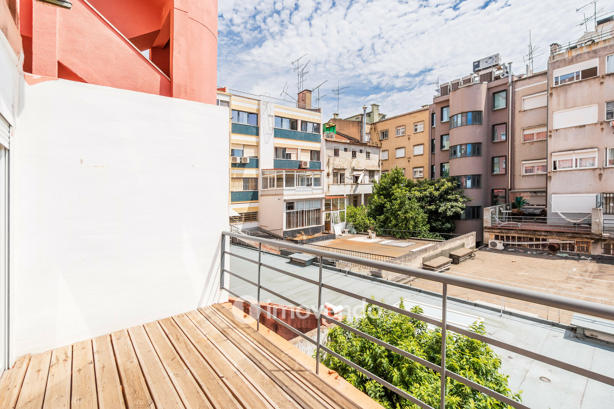 Apartamento T3 remodelado, mobilado e com cozinha equipada, Lisboa