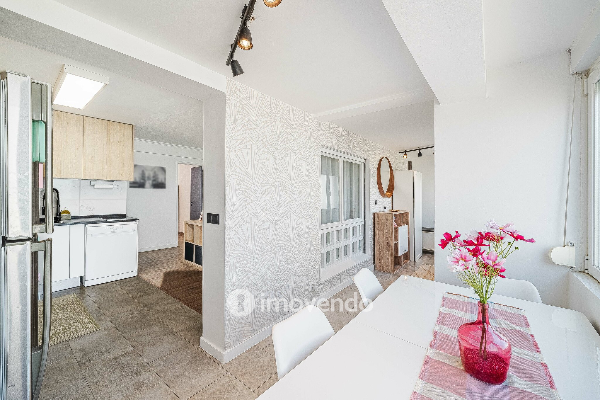 Apartamento T2 totalmente remodelado, em Marvila