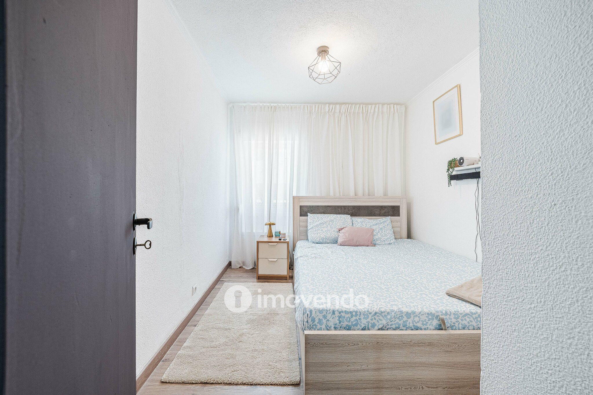 Apartamento T2 totalmente remodelado, em Marvila