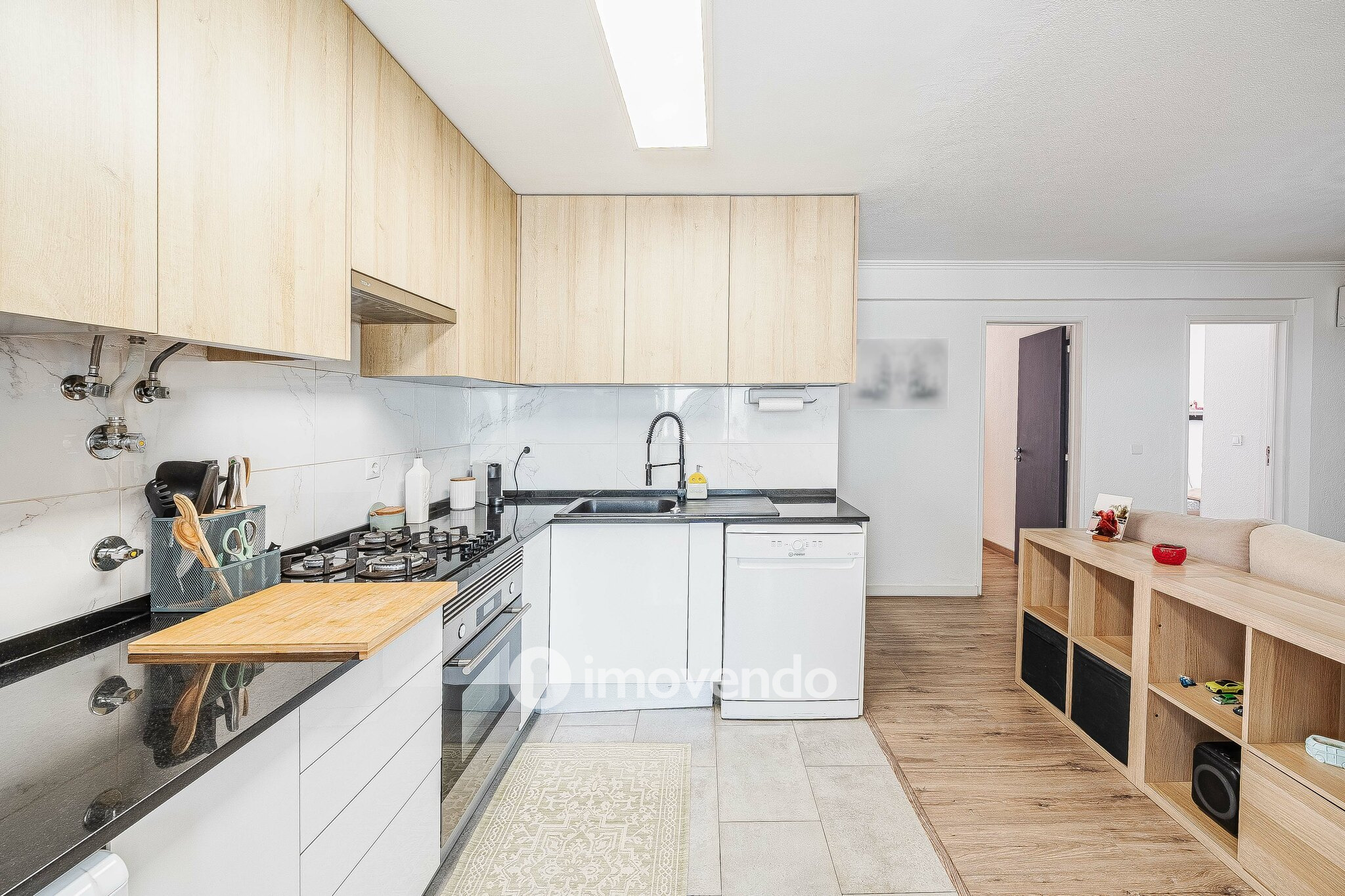 Apartamento T2 totalmente remodelado, em Marvila
