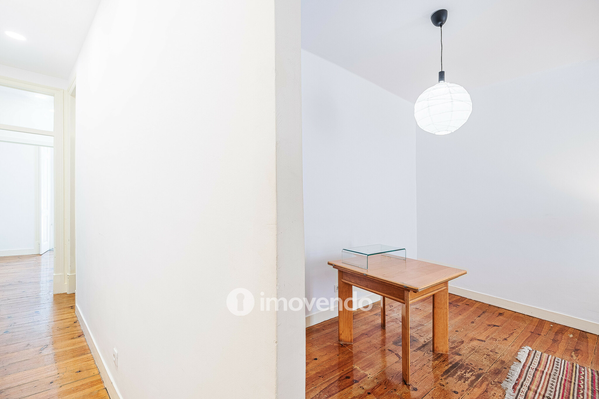 Apartamento T3 remodelado, mobilado e com cozinha equipada, Lisboa