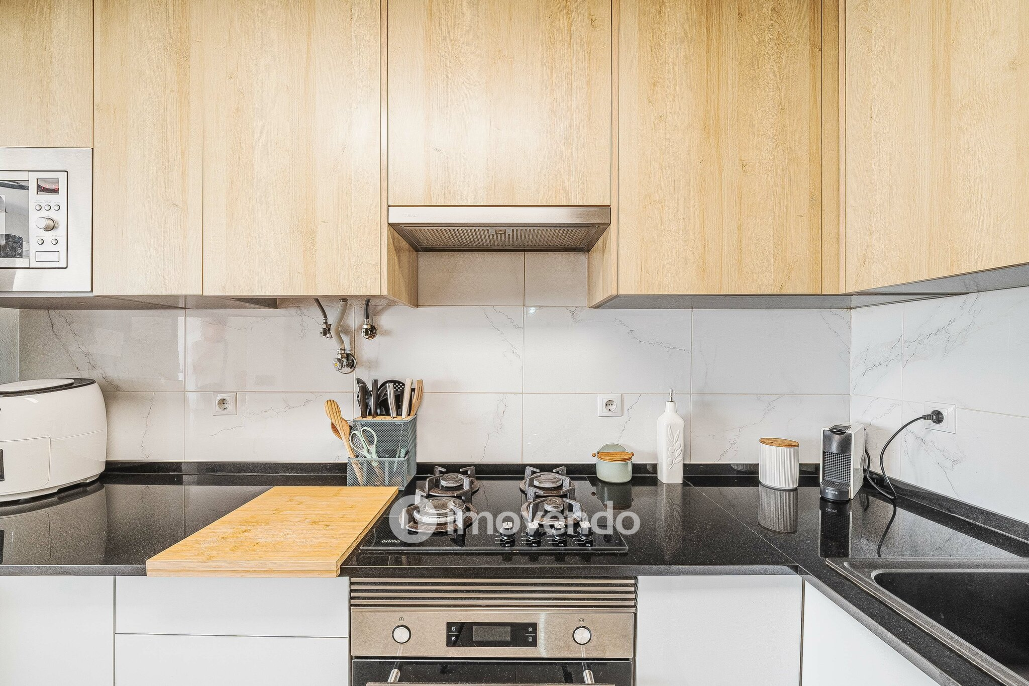 Apartamento T2 totalmente remodelado, em Marvila
