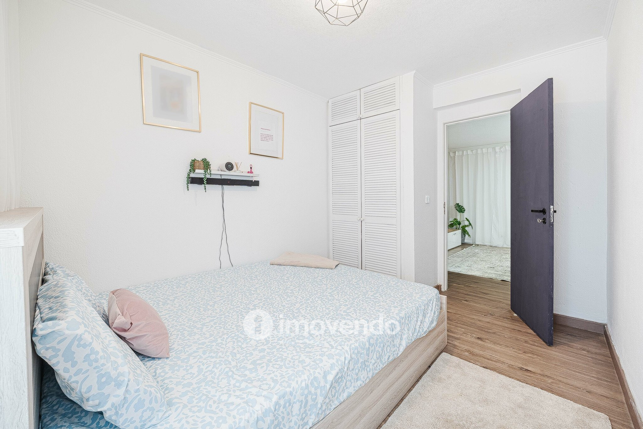 Apartamento T2 totalmente remodelado, em Marvila