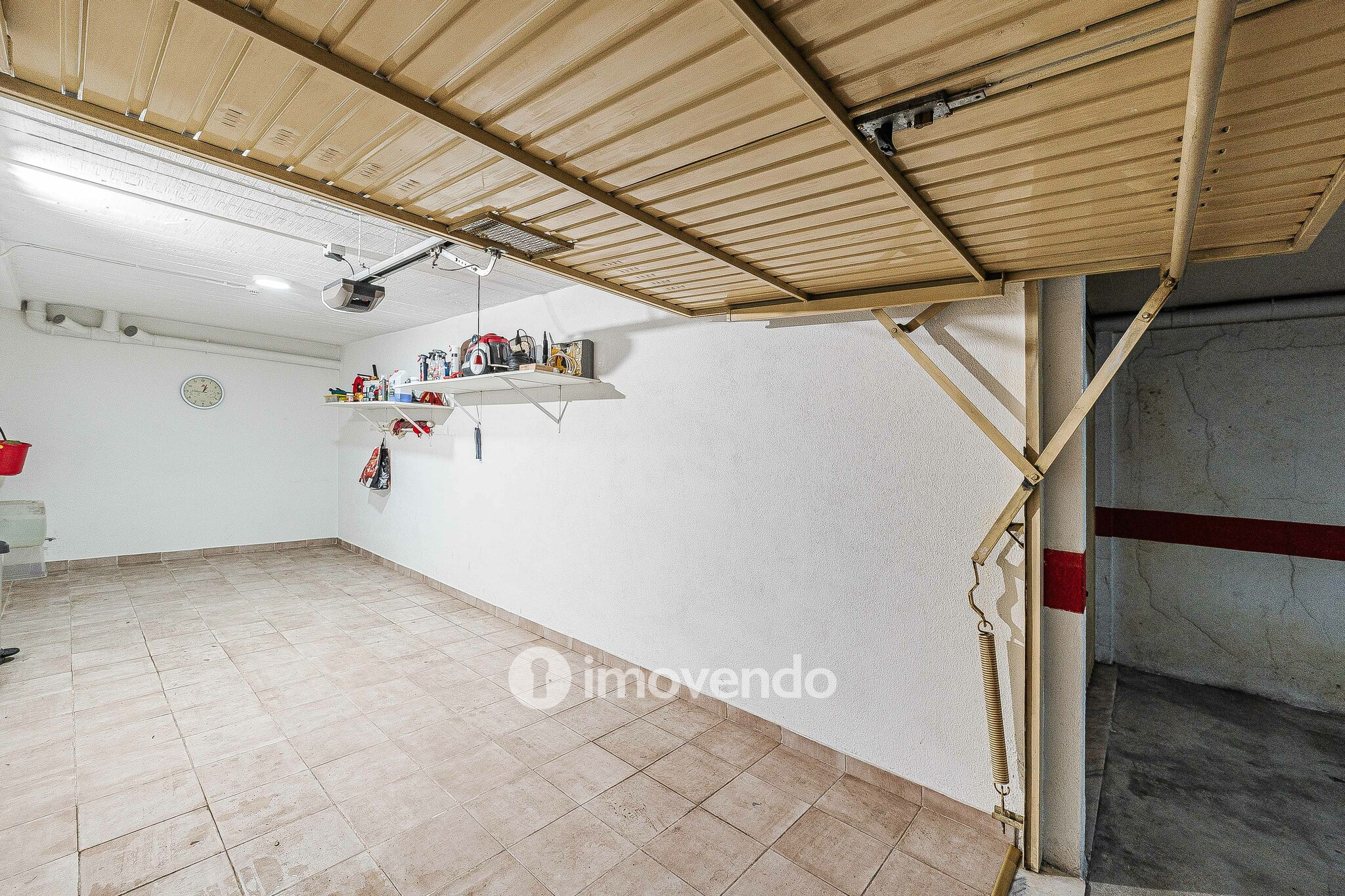 Apartamento T3 exclusivo, com garagem e arrecadação, em Vale Mourão