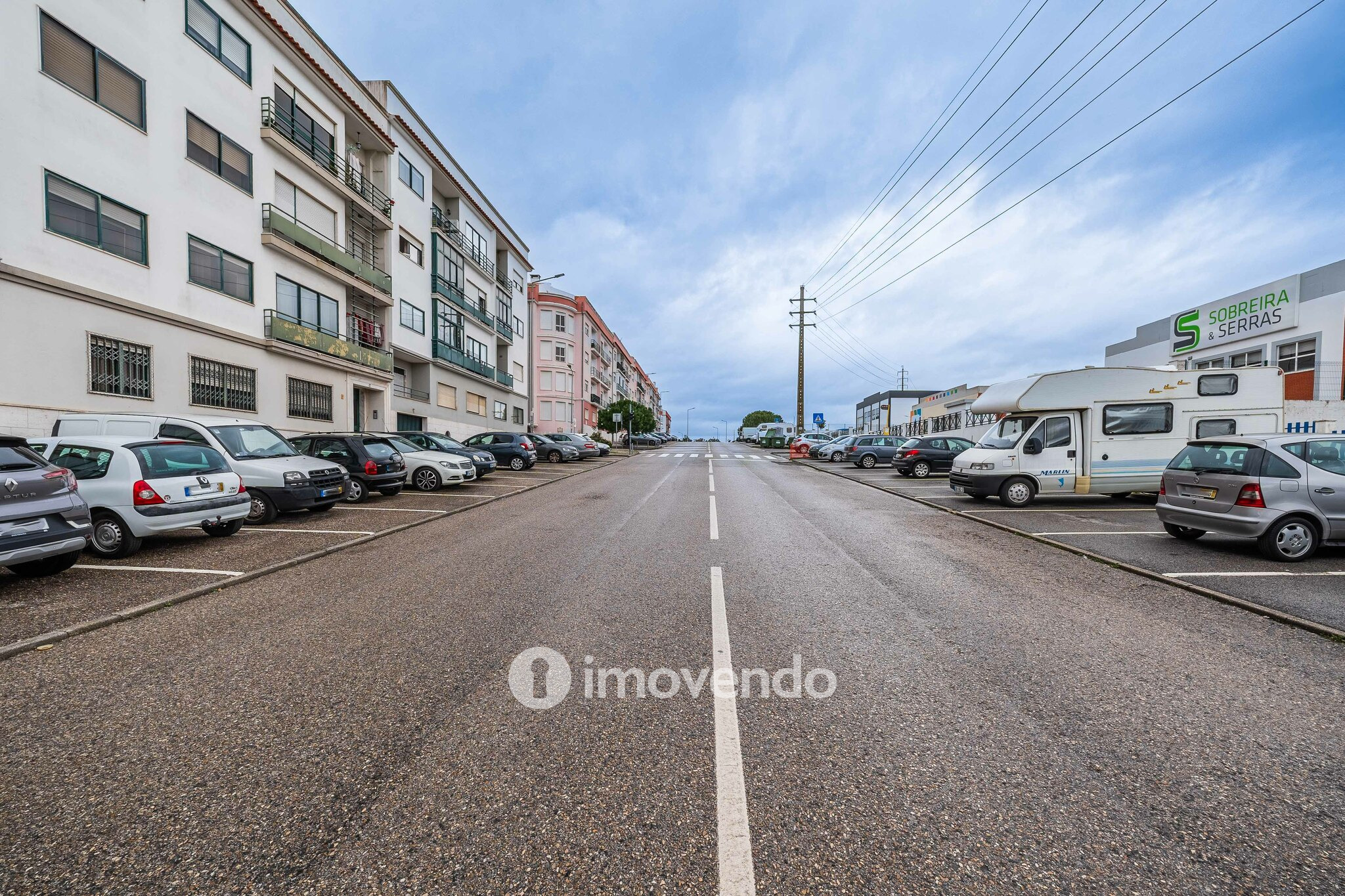 Apartamento T3 exclusivo, com garagem e arrecadação, em Vale Mourão