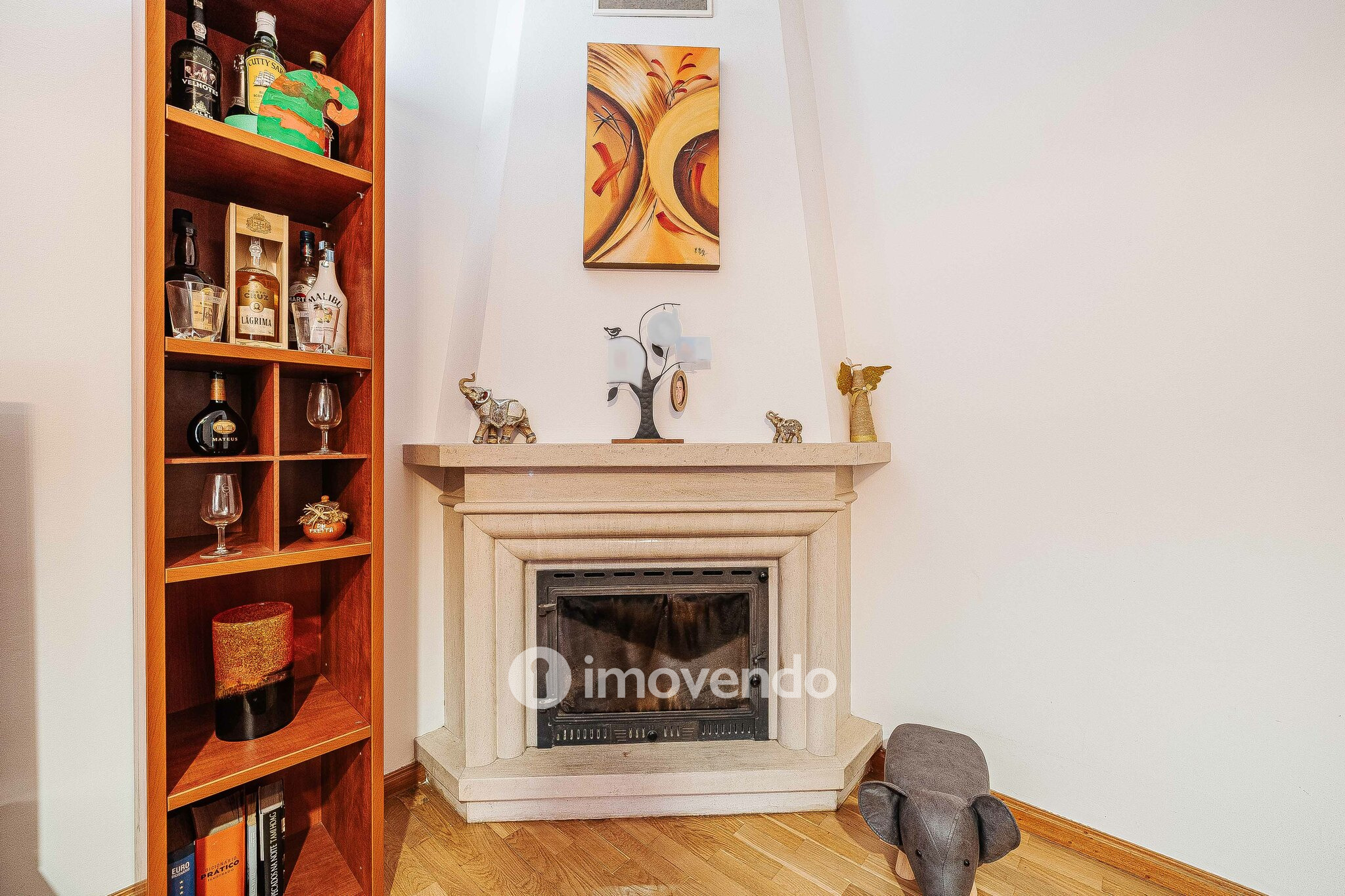 Apartamento T3 exclusivo, com garagem e arrecadação, em Vale Mourão