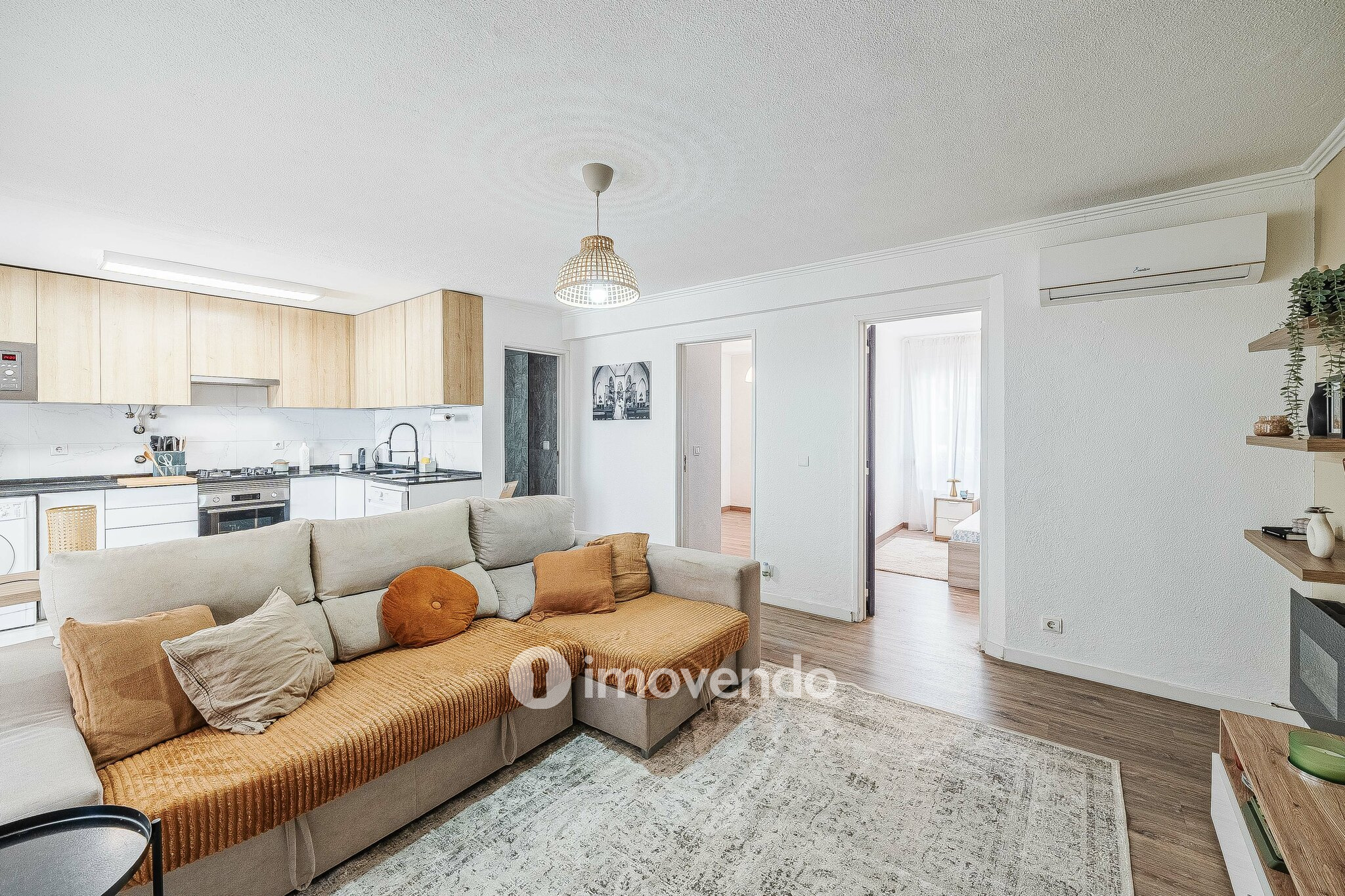 Apartamento T2 totalmente remodelado, em Marvila