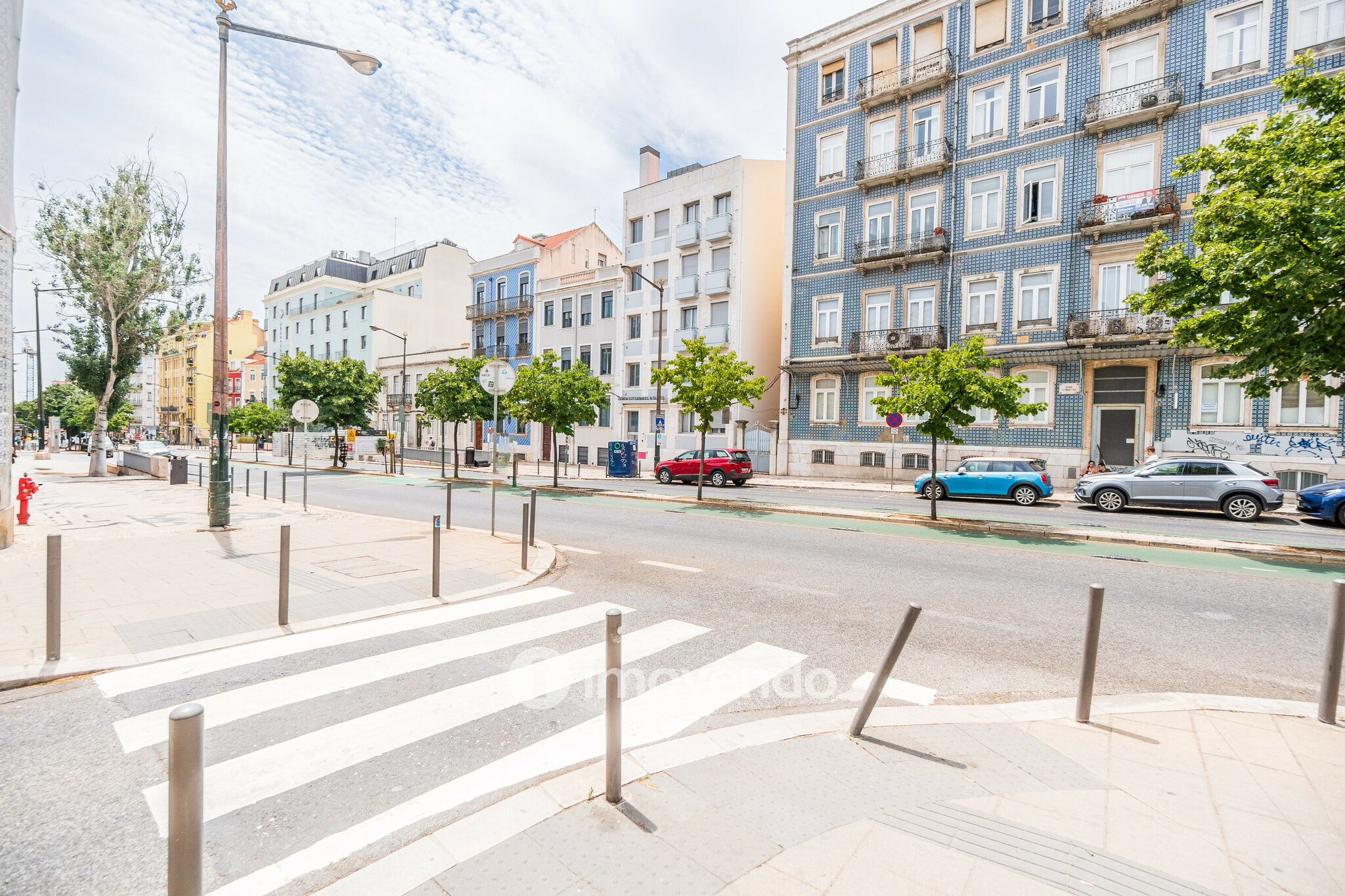 Apartamento T3 remodelado, mobilado e com cozinha equipada, Lisboa