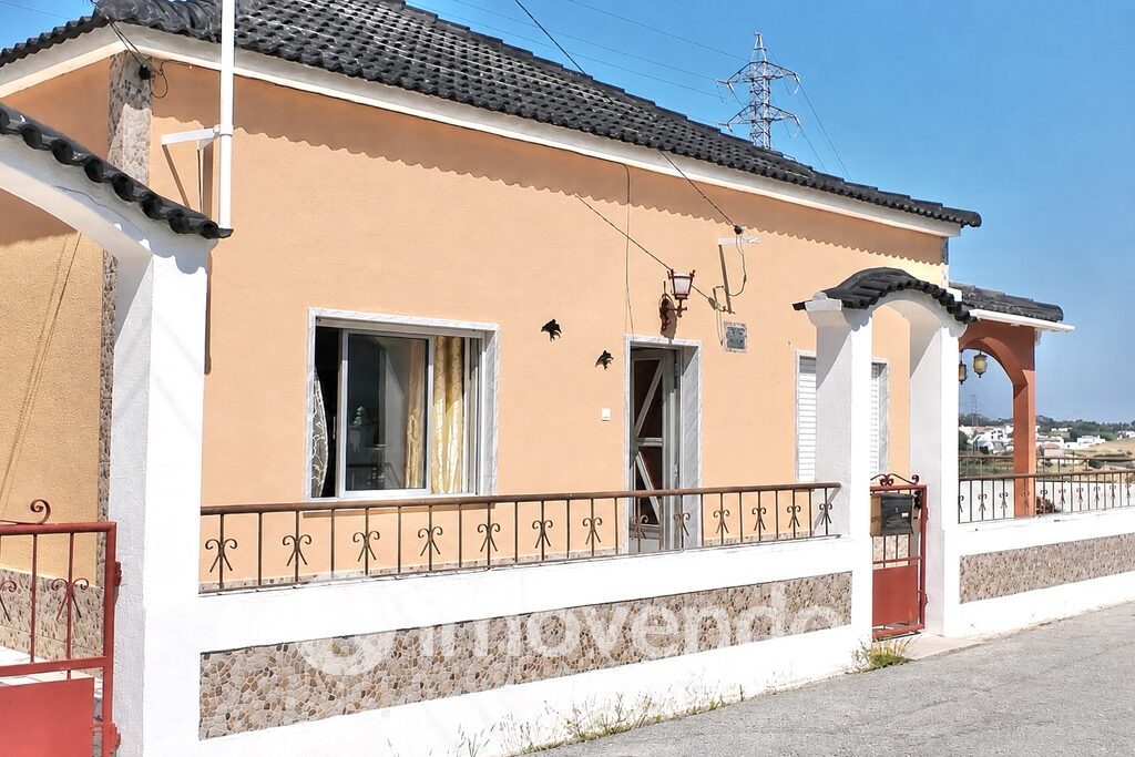 Moradia T4 em Almada, Caparica com 399 m<sup>2</sup> por 470.000