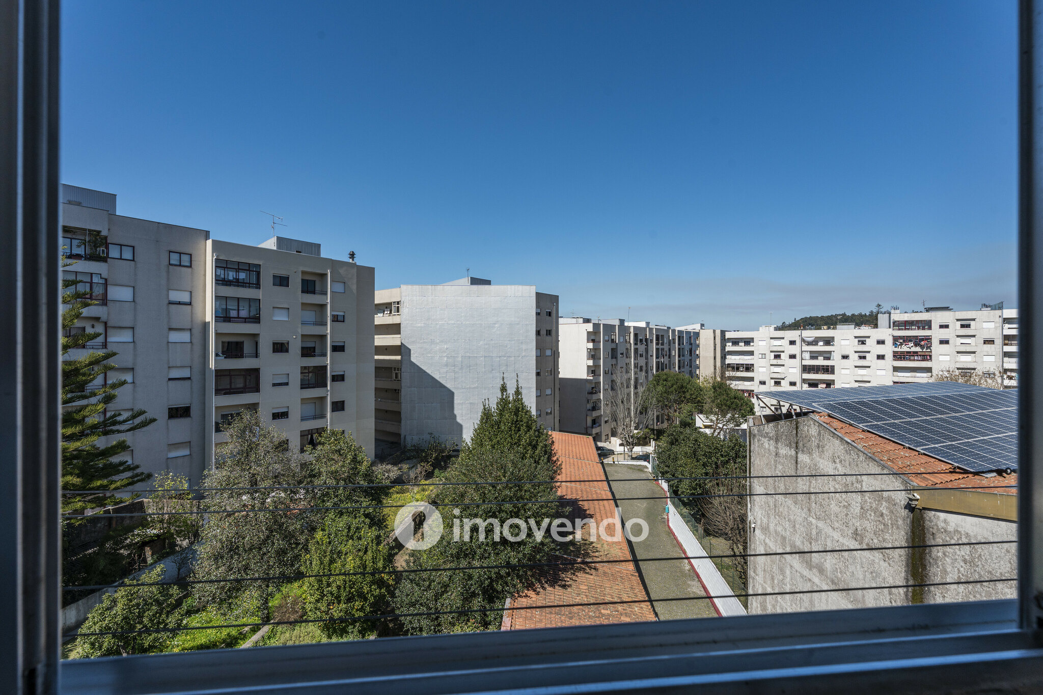 Apartamento T2+1, com áreas amplas e arrecadação, no centro de Braga