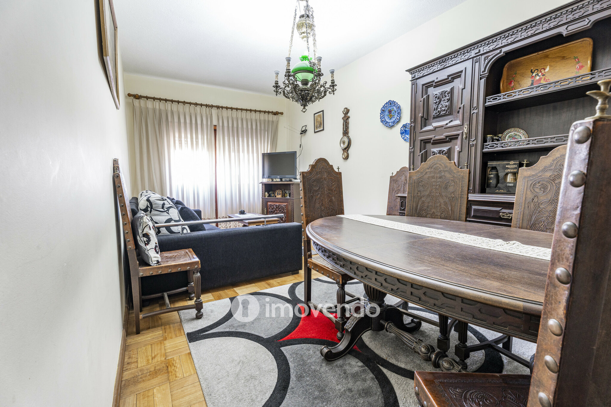 Apartamento T2+1, com áreas amplas e arrecadação, no centro de Braga