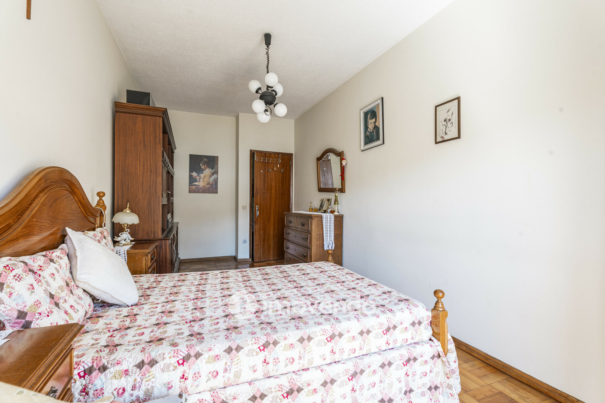 Apartamento T2+1, com áreas amplas e arrecadação, no centro de Braga