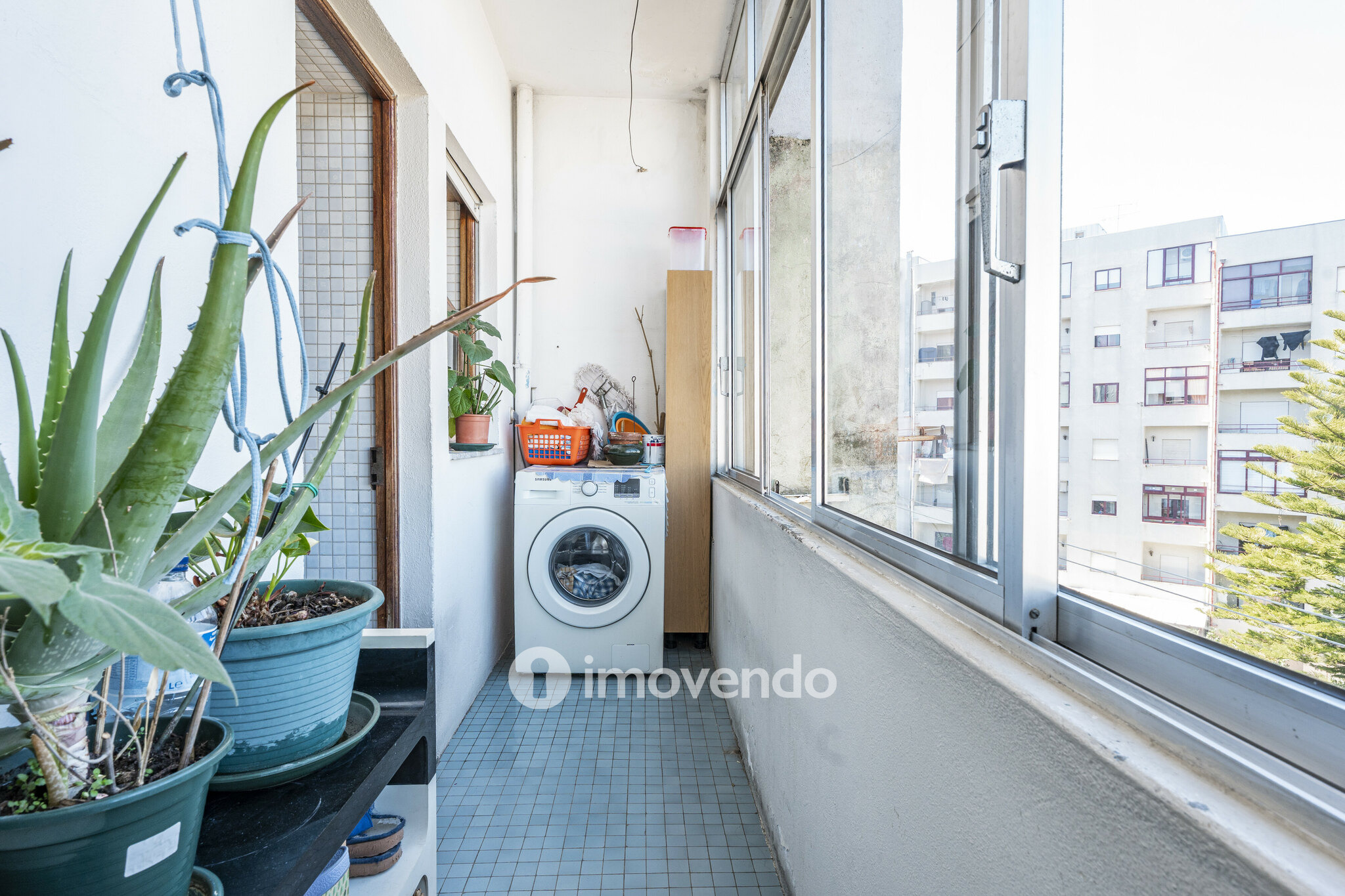 Apartamento T2+1, com áreas amplas e arrecadação, no centro de Braga