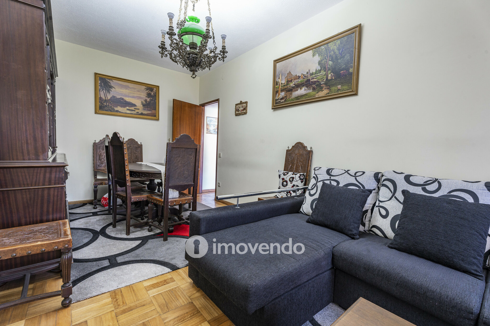 Apartamento T2+1, com áreas amplas e arrecadação, no centro de Braga