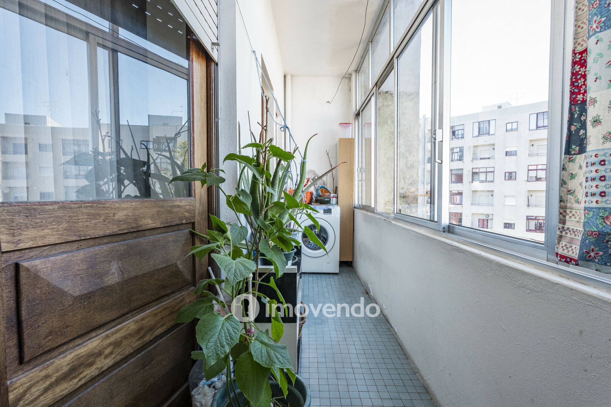 Apartamento T2+1, com áreas amplas e arrecadação, no centro de Braga