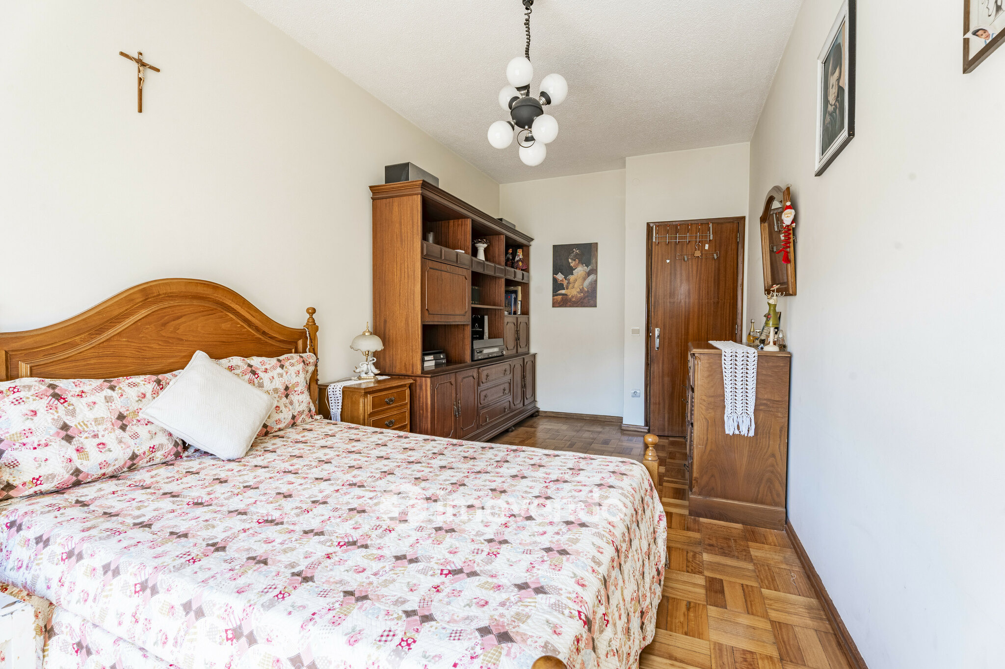 Apartamento T2+1, com áreas amplas e arrecadação, no centro de Braga