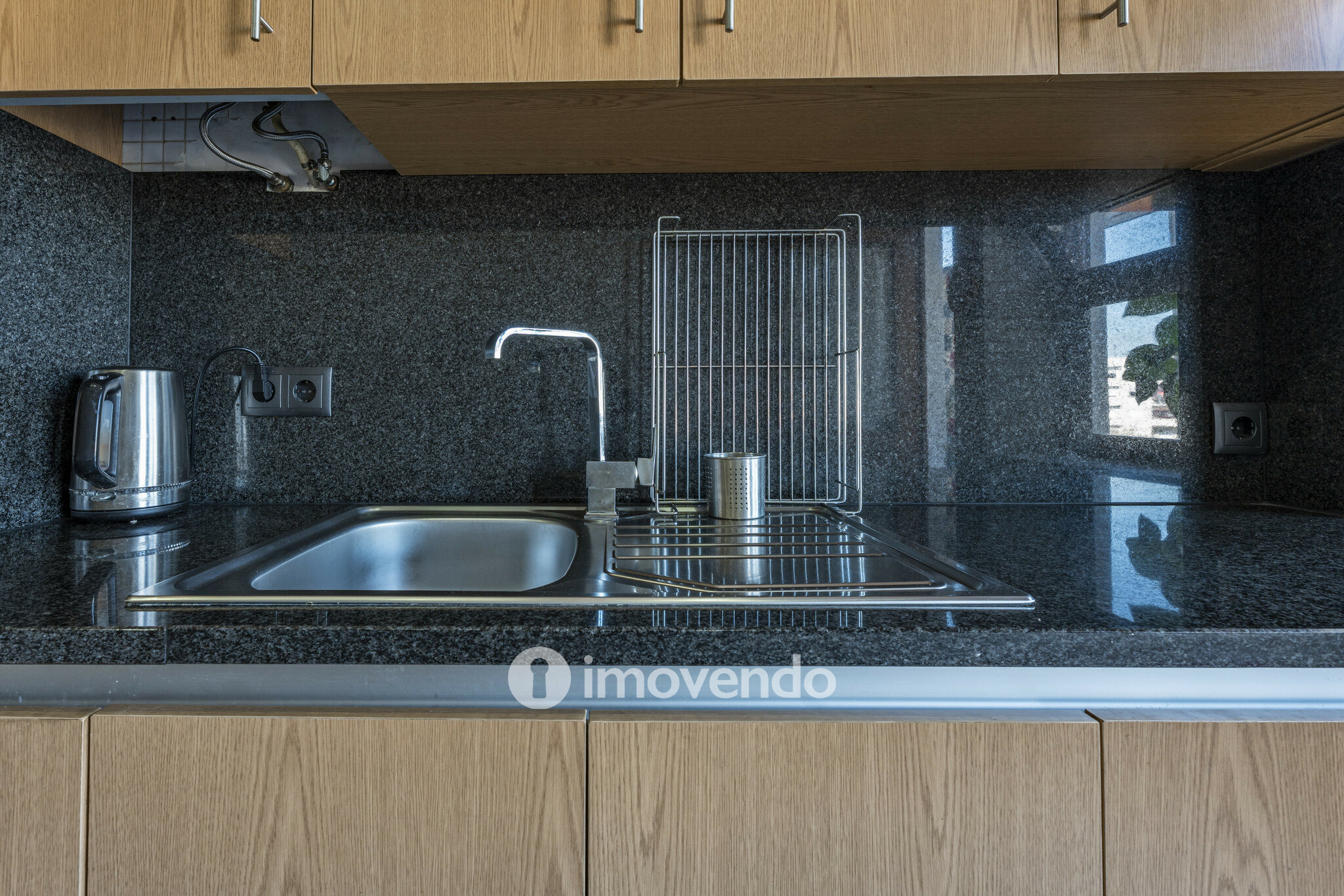 Apartamento T2+1, com áreas amplas e arrecadação, no centro de Braga