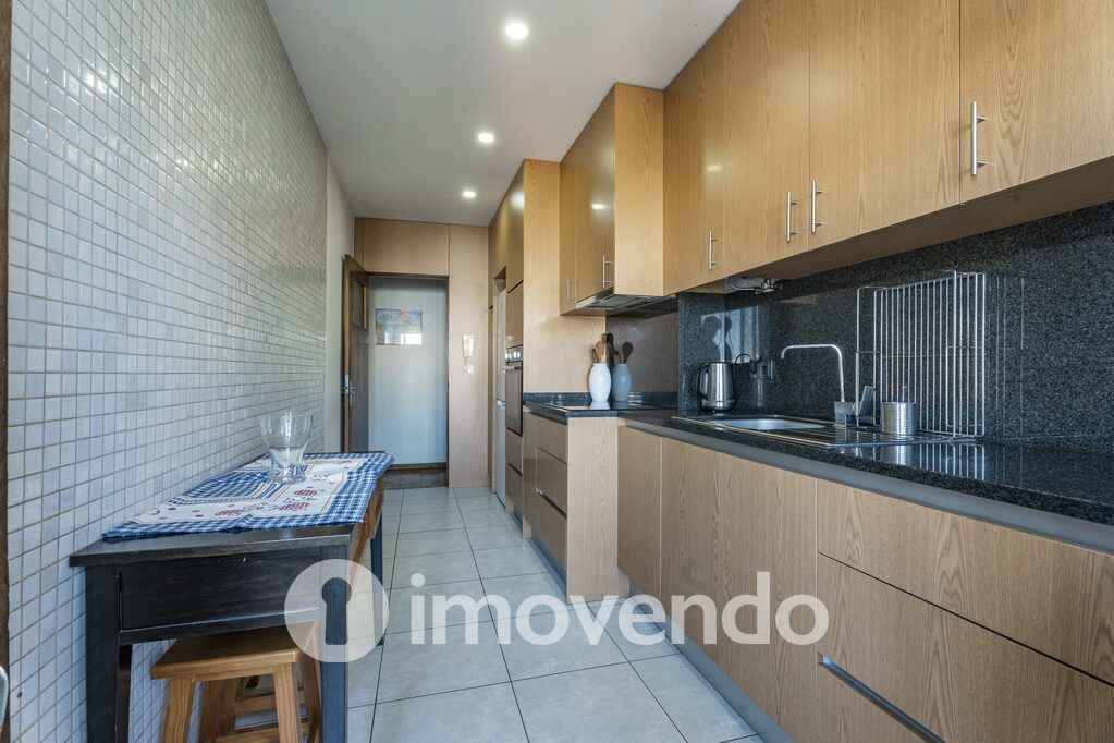Apartamento T3 em Braga, Braga com 117 m<sup>2</sup> por 240.000
