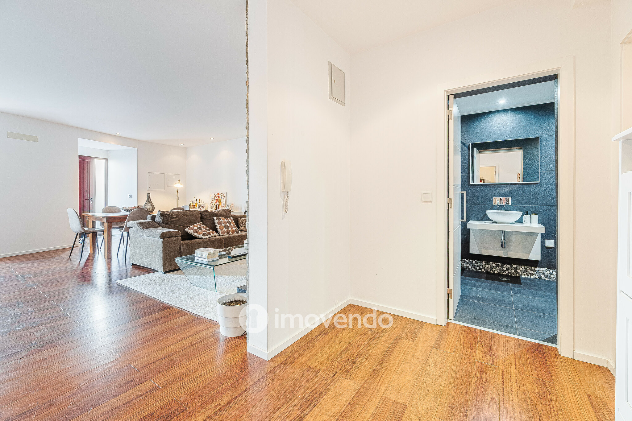 Apartamento T2 totalmente remodelado, em Arruda dos Vinhos