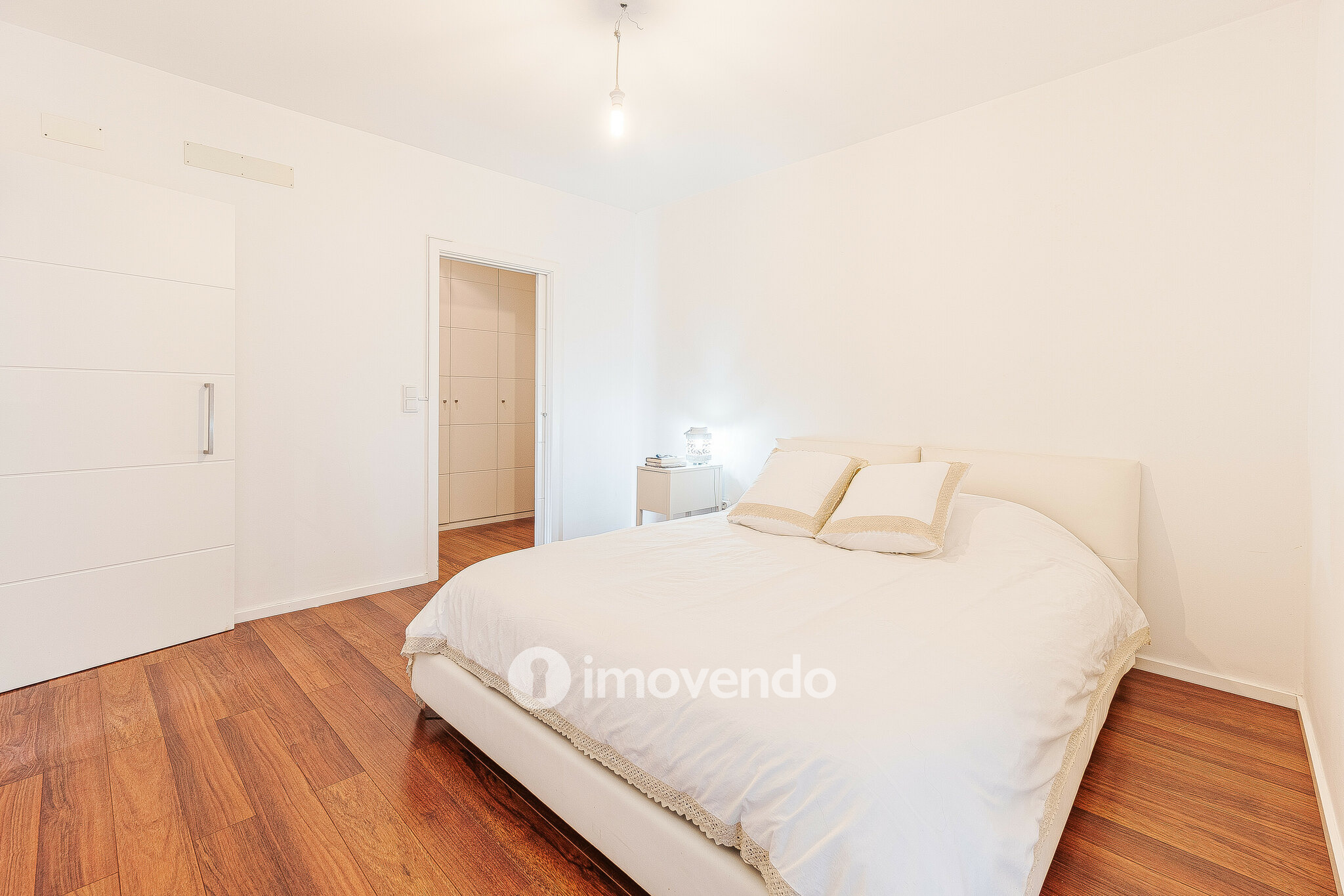 Apartamento T2 totalmente remodelado, em Arruda dos Vinhos