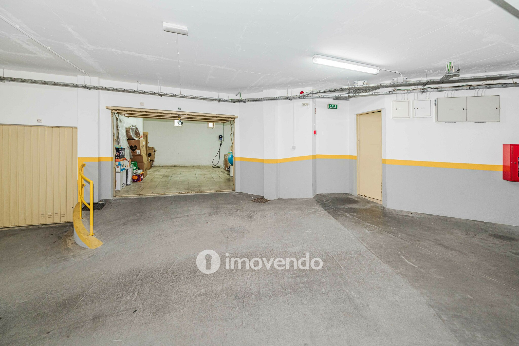 Apartamento T3 exclusivo, com garagem e cozinha equipada, na Beloura