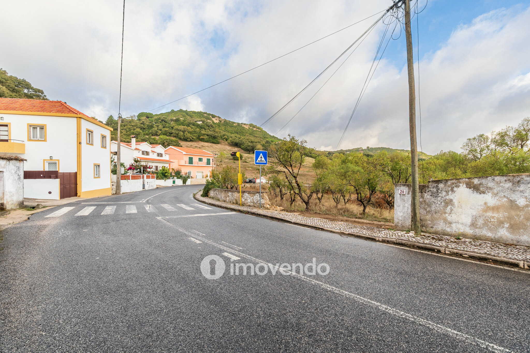 Apartamento T2 totalmente remodelado, em Arruda dos Vinhos