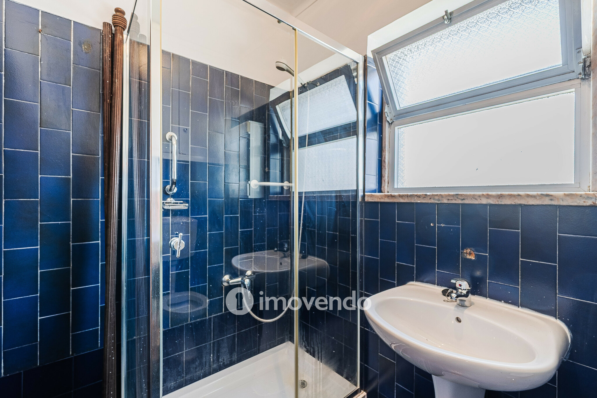 Apartamento T1 pronto a ocupar, próximo da praia, em Paço de Arcos