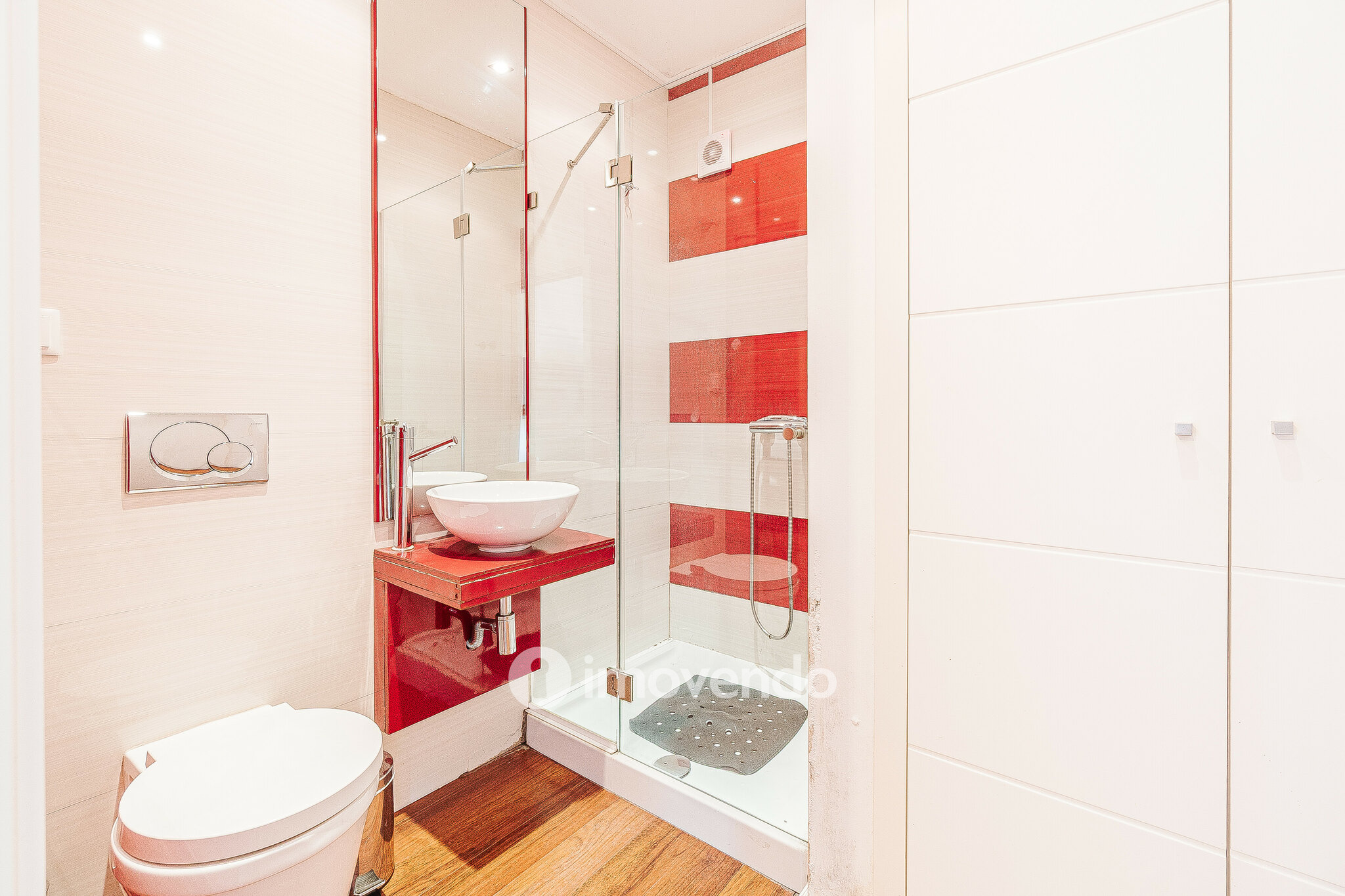 Apartamento T2 totalmente remodelado, em Arruda dos Vinhos