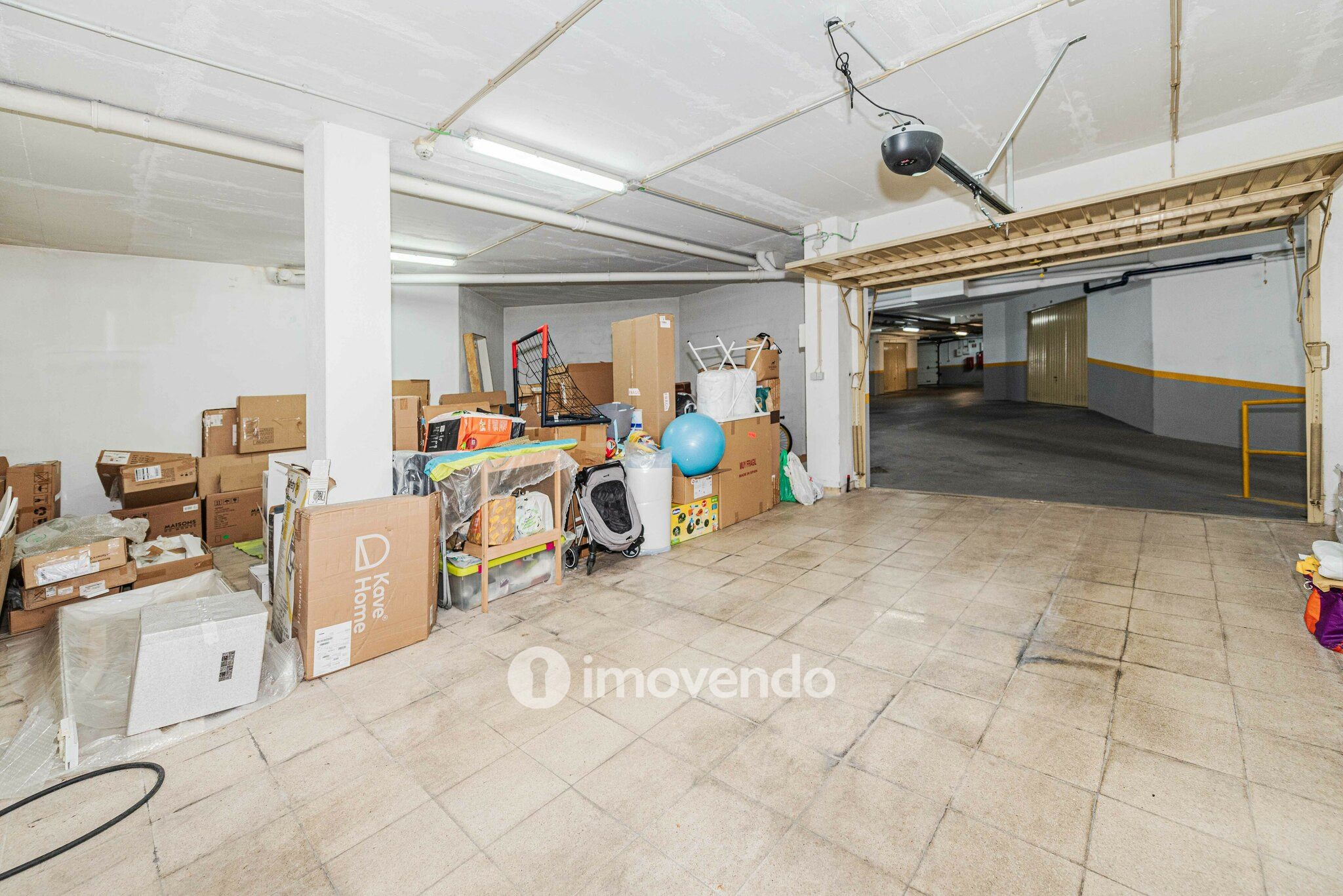 Apartamento T3 exclusivo, com garagem e cozinha equipada, na Beloura