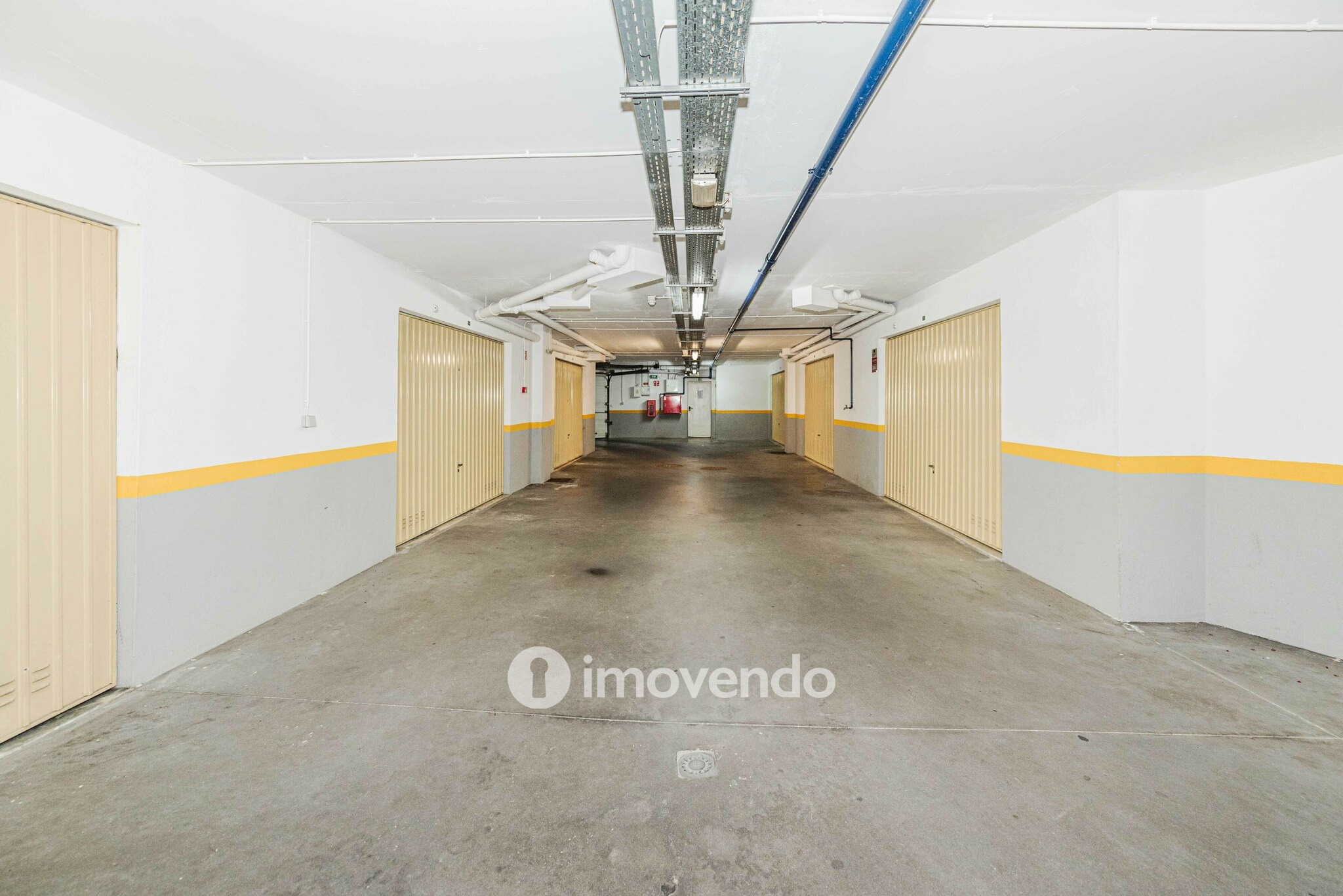 Apartamento T3 exclusivo, com garagem e cozinha equipada, na Beloura