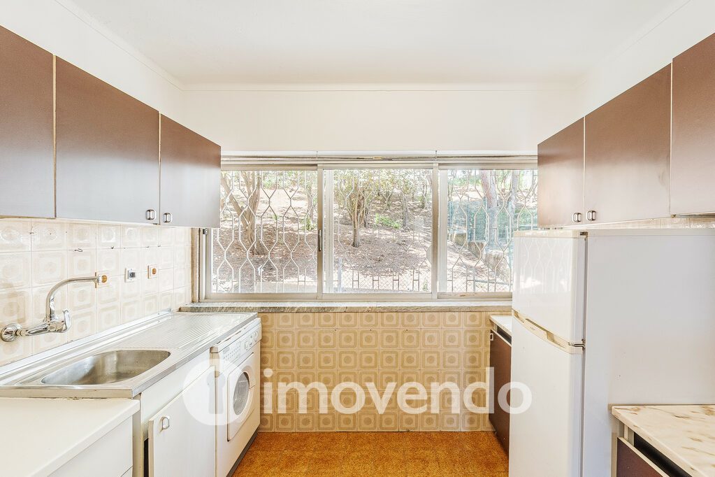 Apartamento T1 em Oeiras, Lisboa com 60 m<sup>2</sup> por 285.000