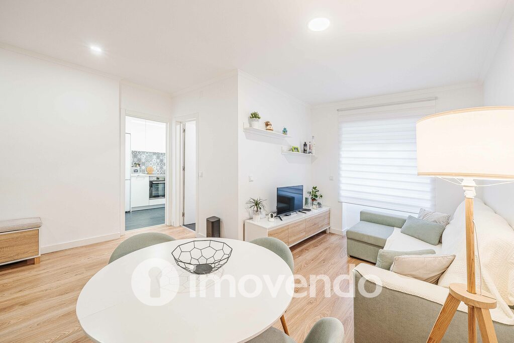 Apartamento T2 em Amadora, Lisboa com 62 m<sup>2</sup> por 279.000