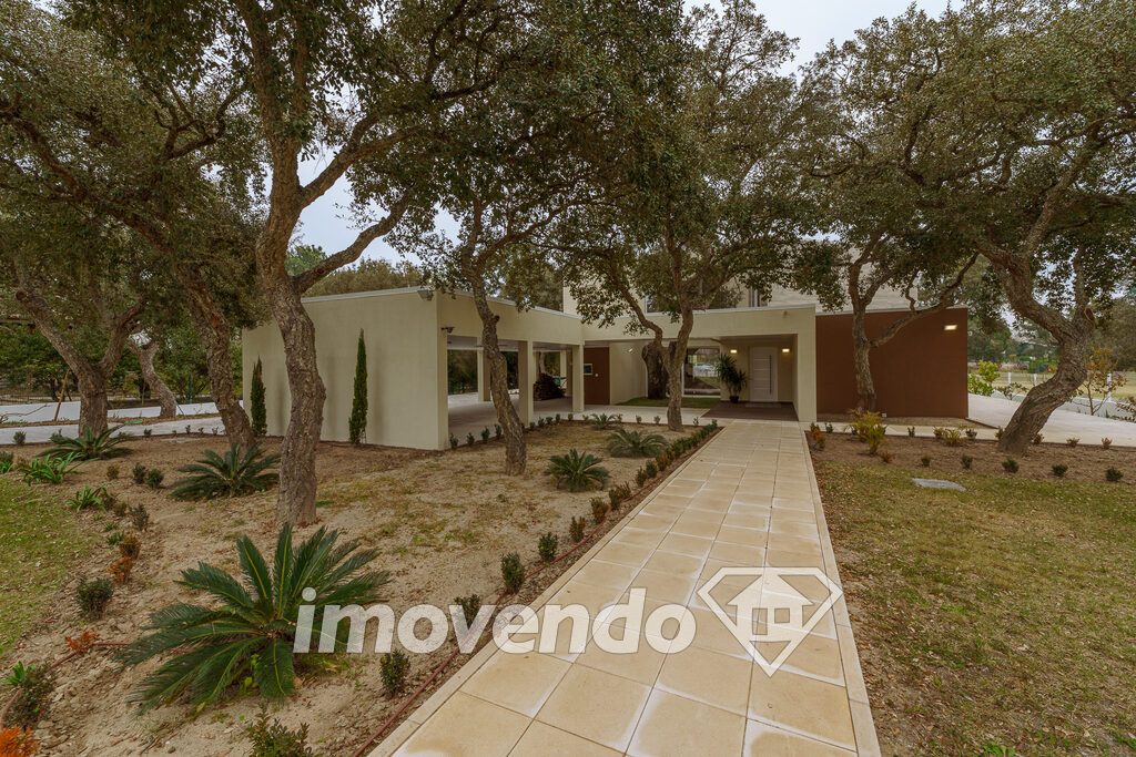 Villa de cinco habitaciones con piscina en Golfe do Montado - 2