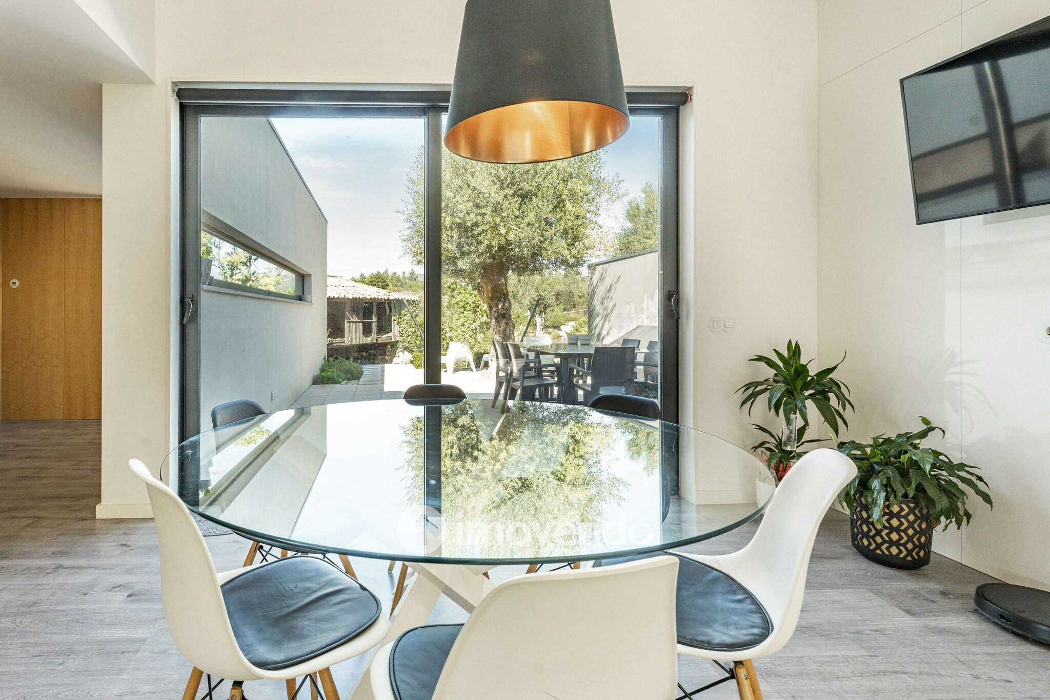 Moradia T3 única, mobilada e equipada, em Cabeceiras de Basto