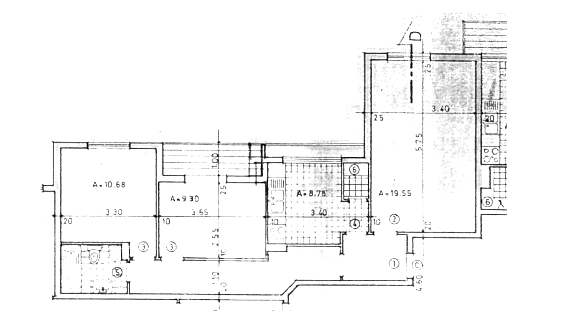Apartamento T2 remodelado, com cozinha equipada, na Reboleira