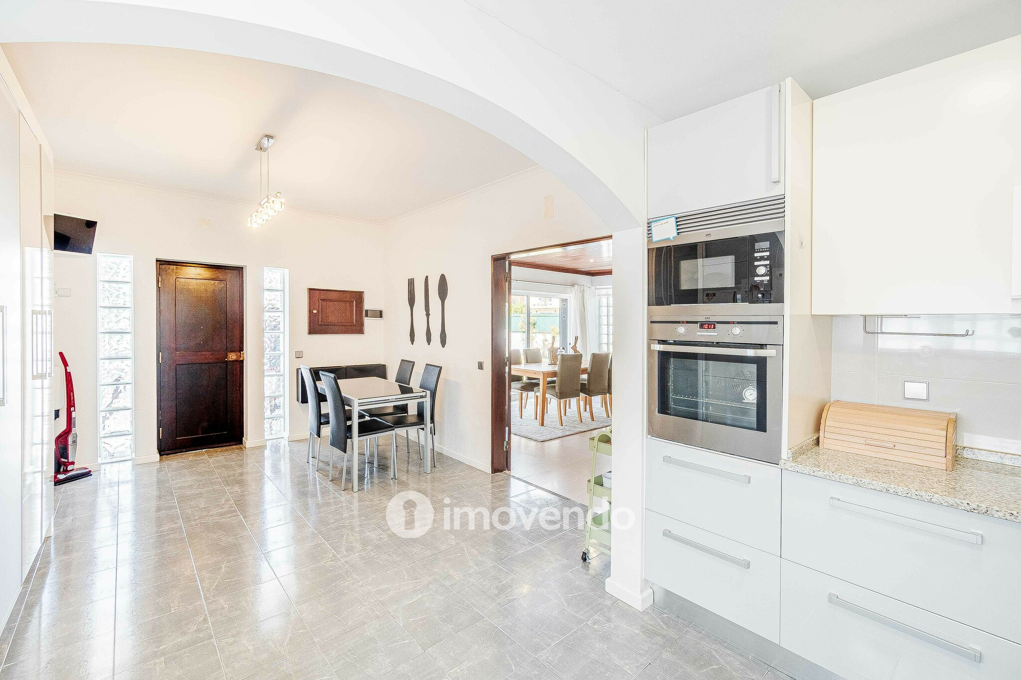 Moradia T4, com garagem e piscina, em Pinhal de Frades, Ericeira