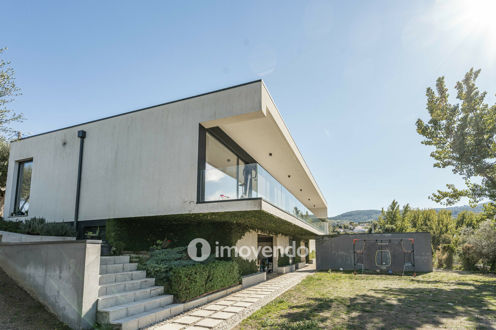 Moradia T3 única, mobilada e equipada, em Cabeceiras de Basto