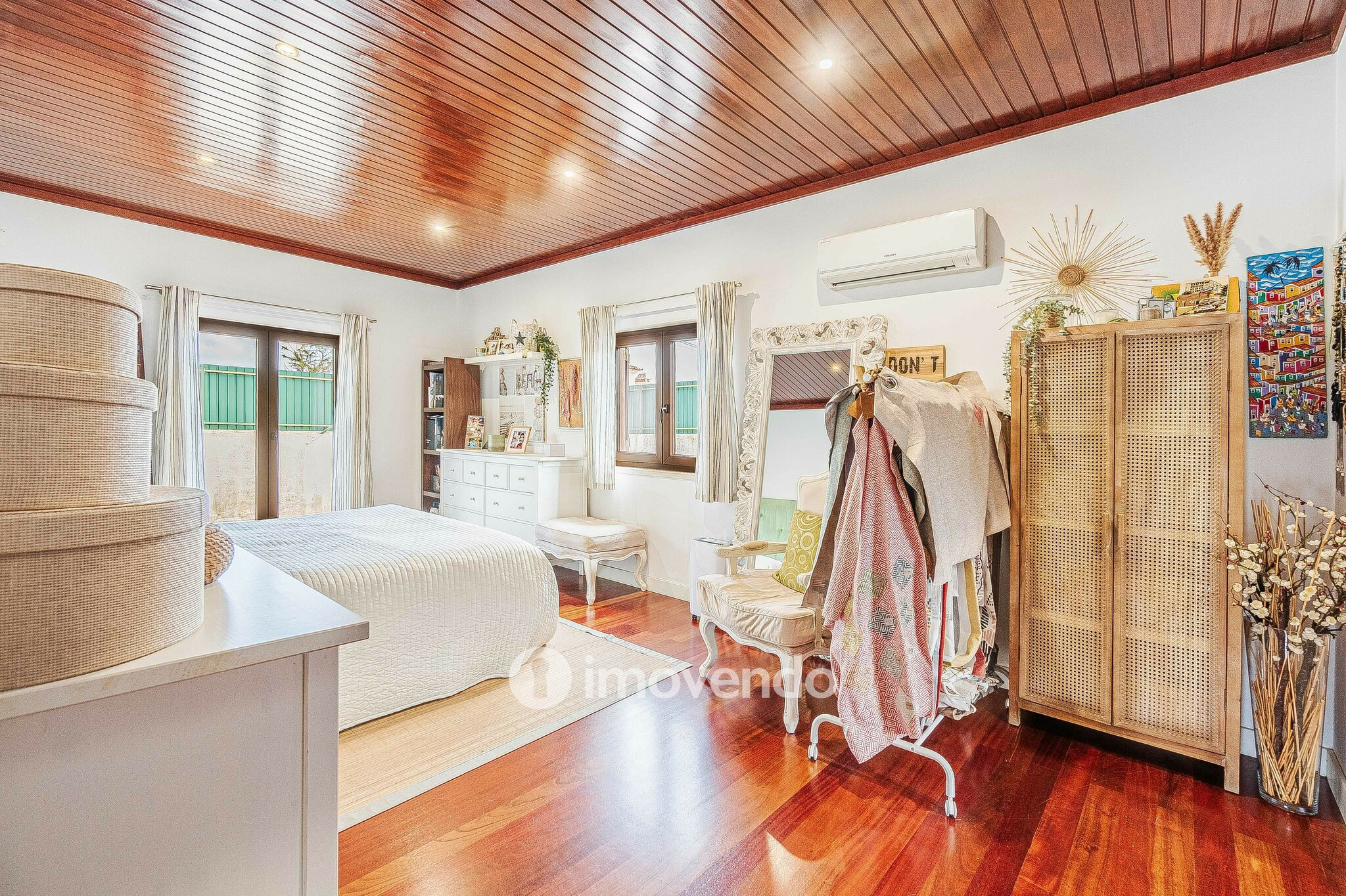 Moradia T4, com garagem e piscina, em Pinhal de Frades, Ericeira