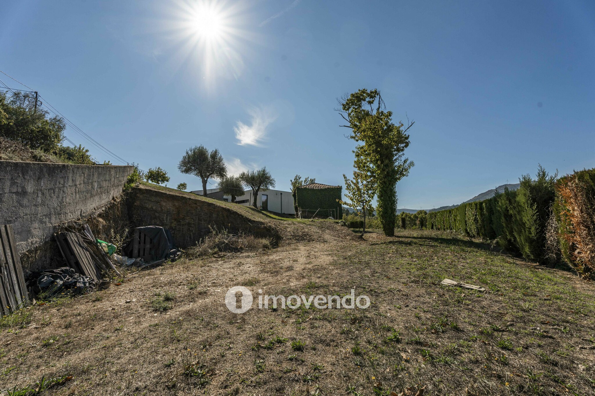 Moradia T3 única, mobilada e equipada, em Cabeceiras de Basto