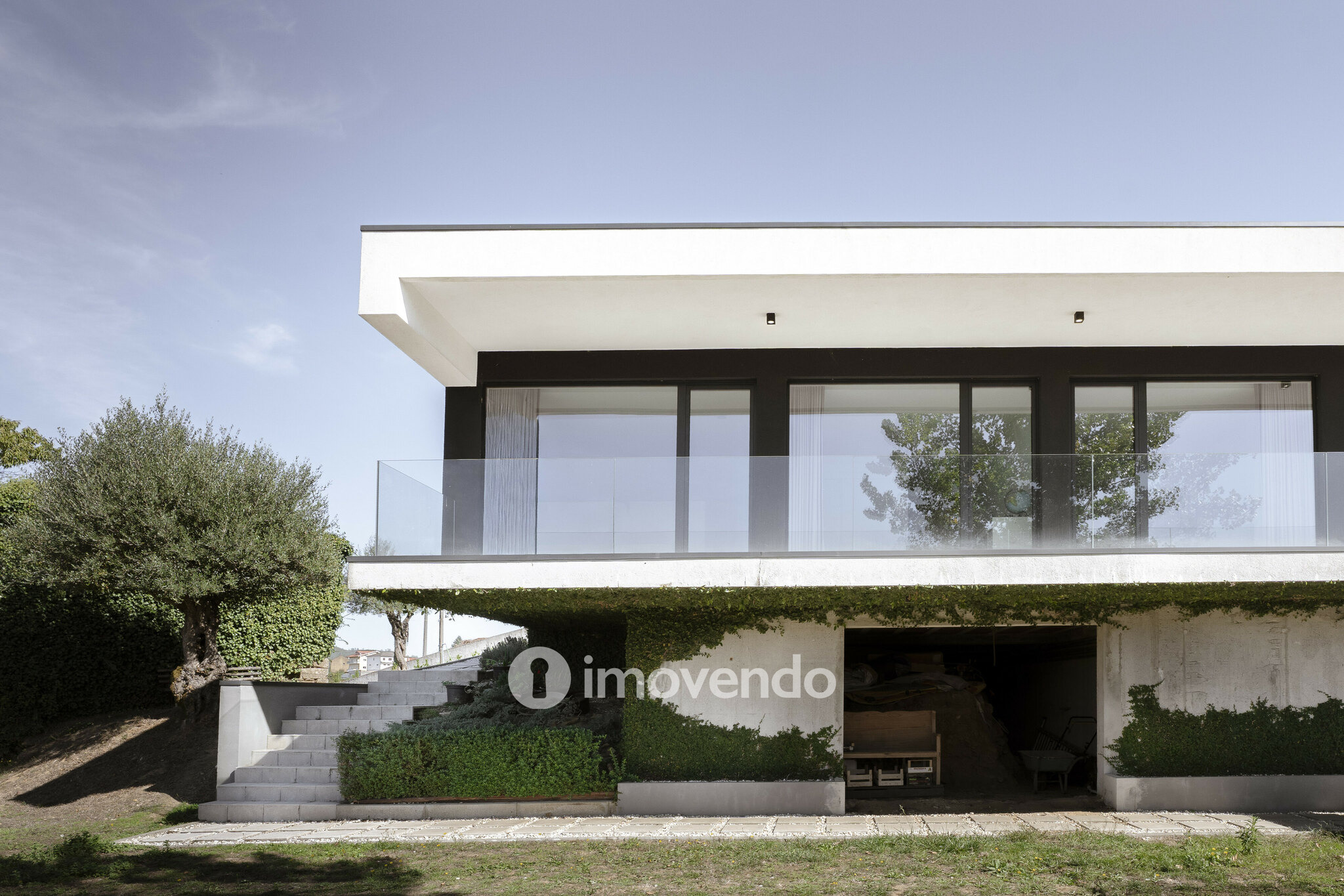 Moradia T3 única, mobilada e equipada, em Cabeceiras de Basto