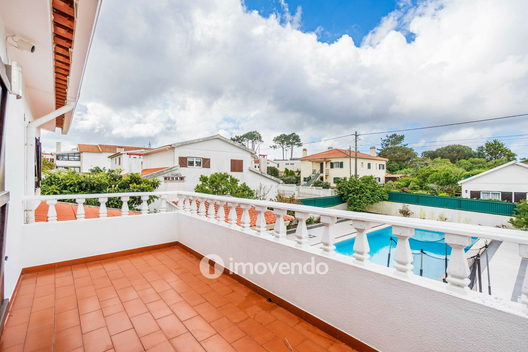 Moradia T4, com garagem e piscina, em Pinhal de Frades, Ericeira