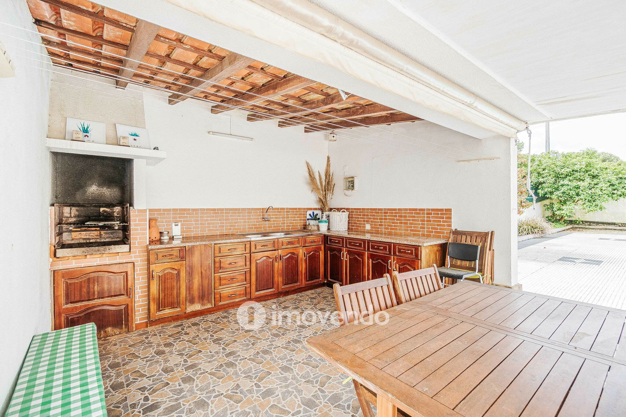 Moradia T4, com garagem e piscina, em Pinhal de Frades, Ericeira