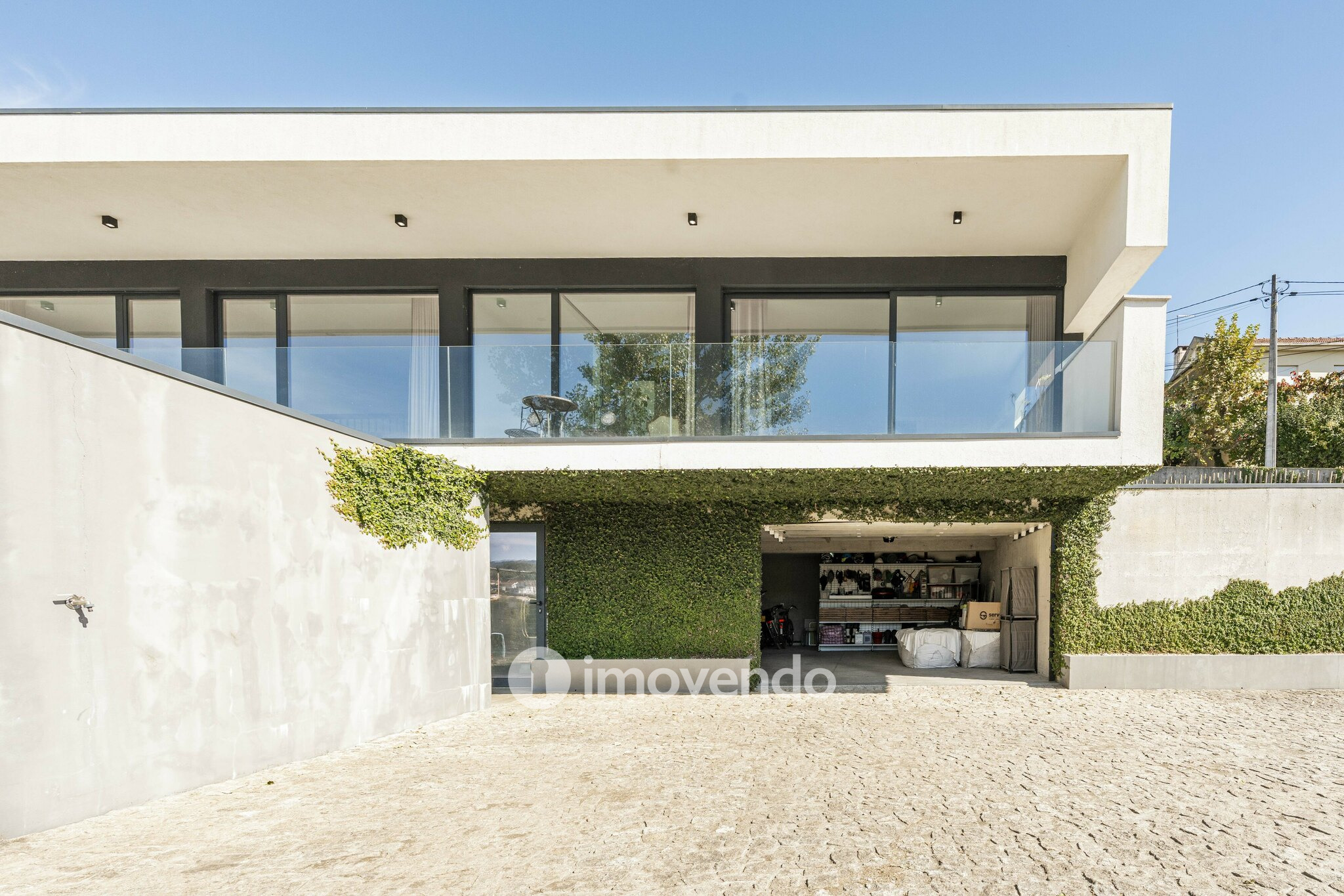 Moradia T3 única, mobilada e equipada, em Cabeceiras de Basto