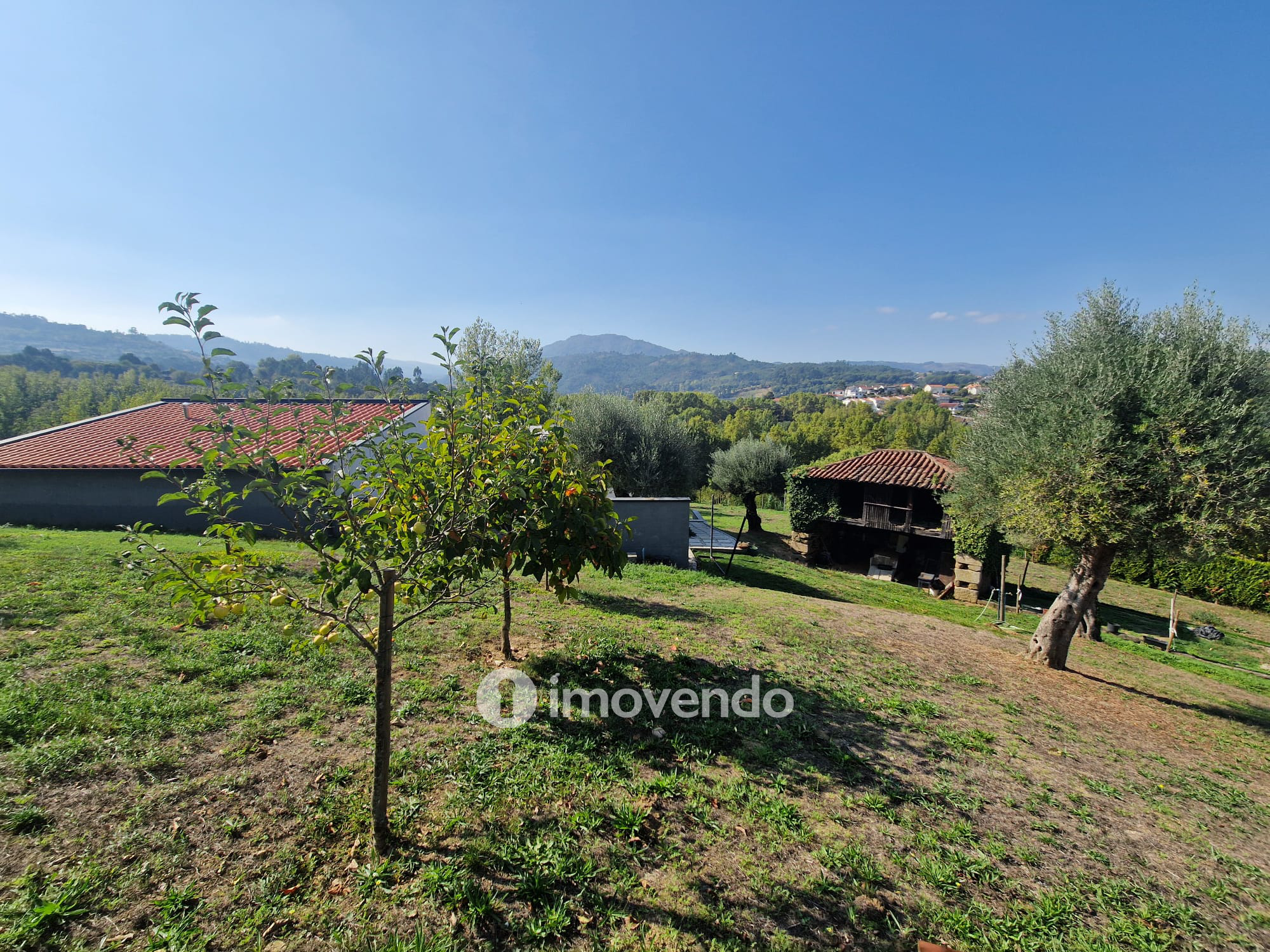 Moradia T3 única, mobilada e equipada, em Cabeceiras de Basto